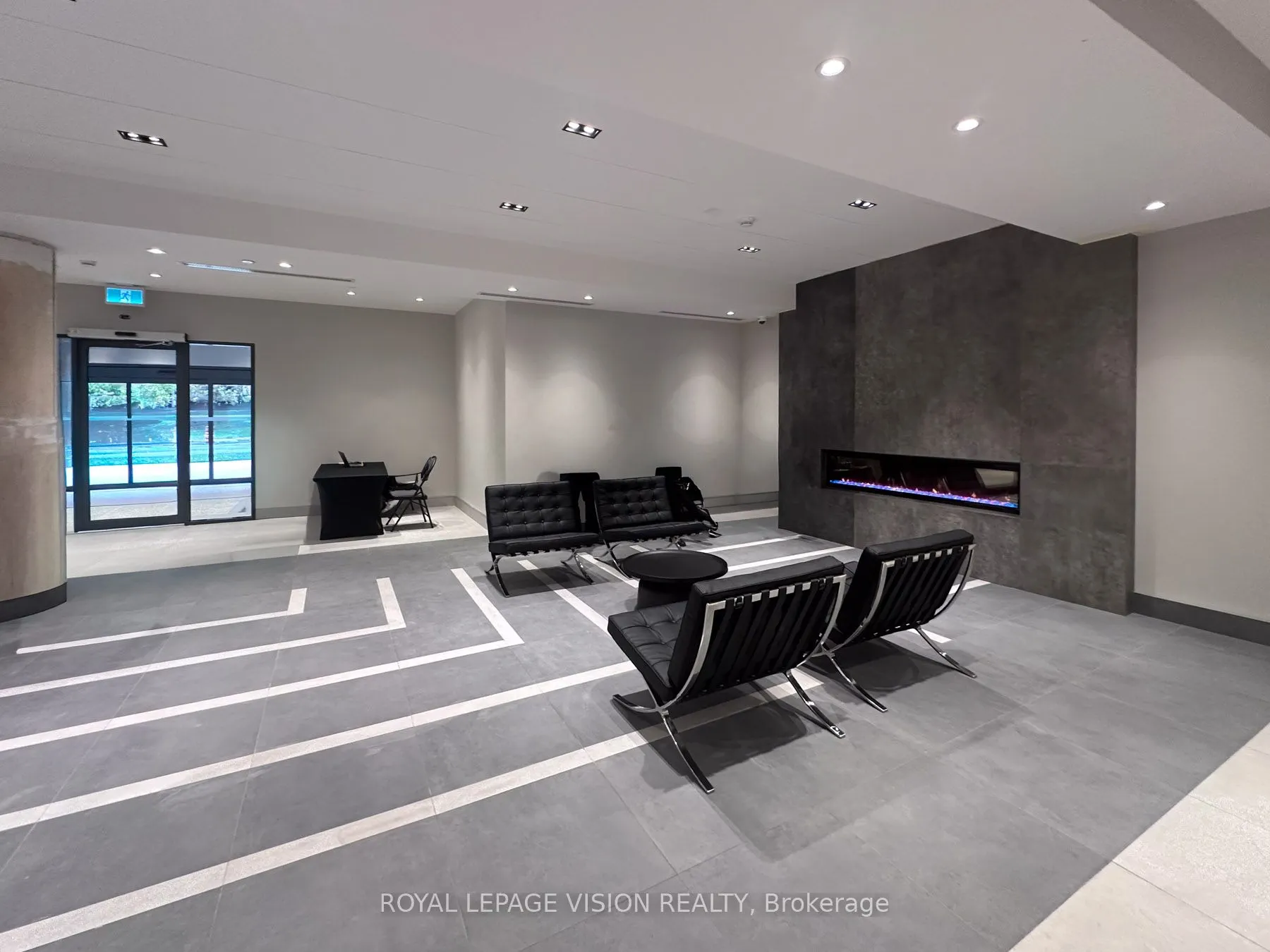 3260 Sheppard Avenue E, #909