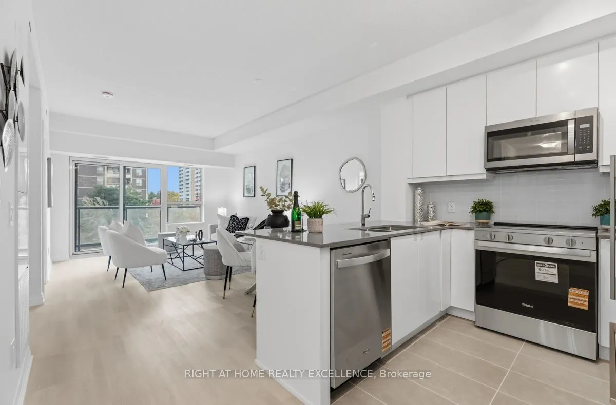 3260 SHEPPARD Avenue E, #411