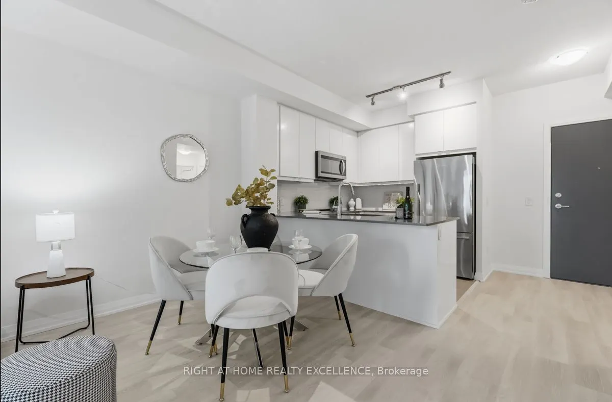 3260 SHEPPARD Avenue E, #411
