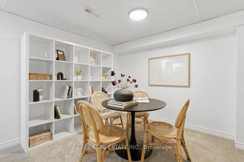 35 Orchard Park Drive