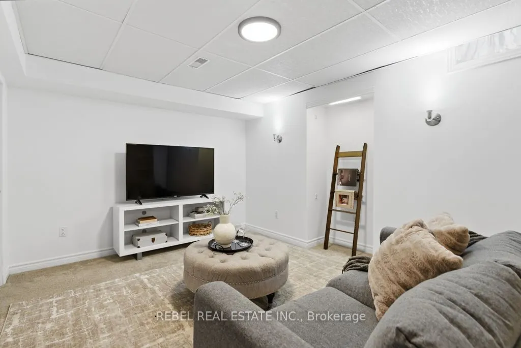35 Orchard Park Drive