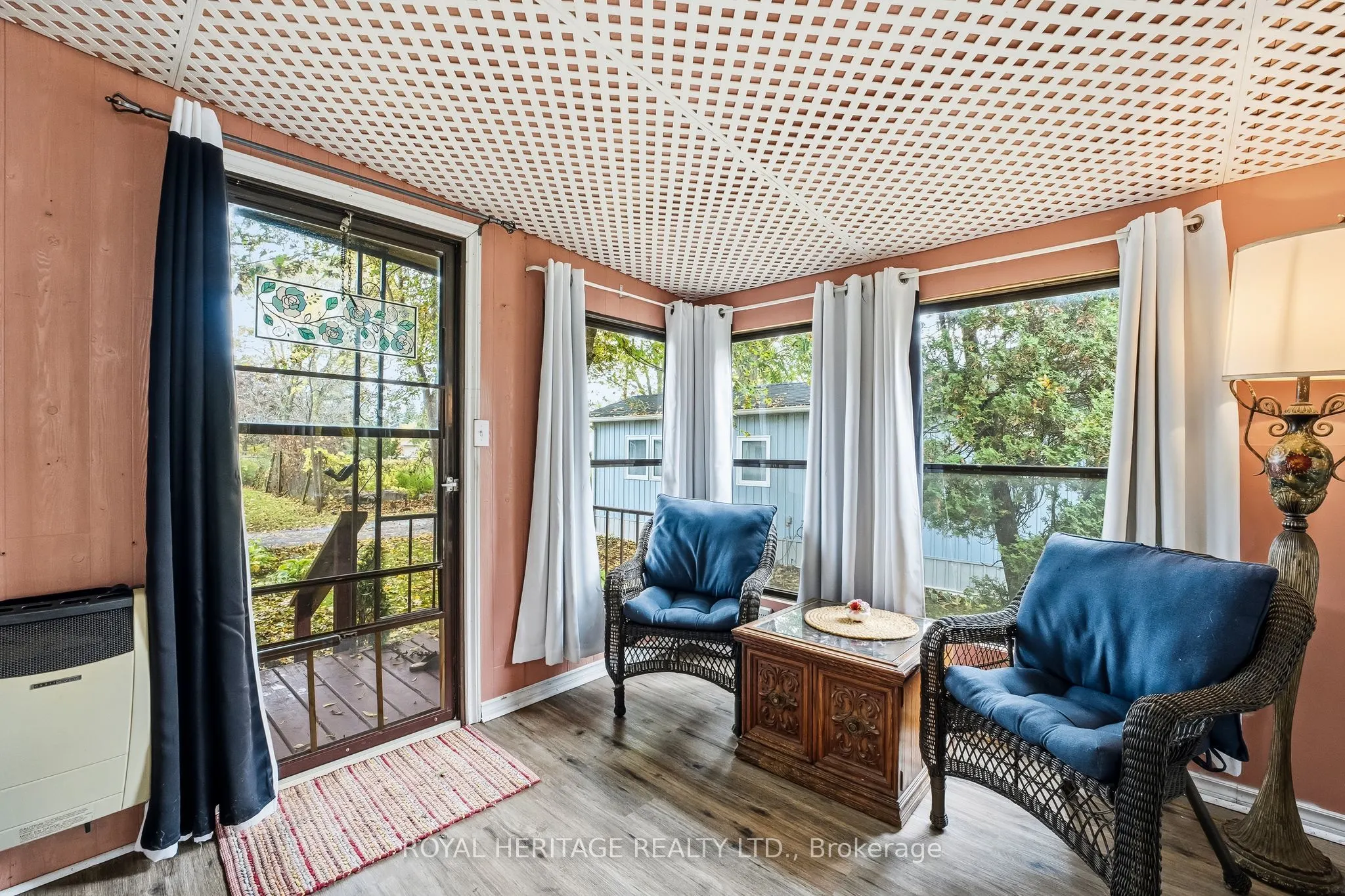 330 King Street E, #6