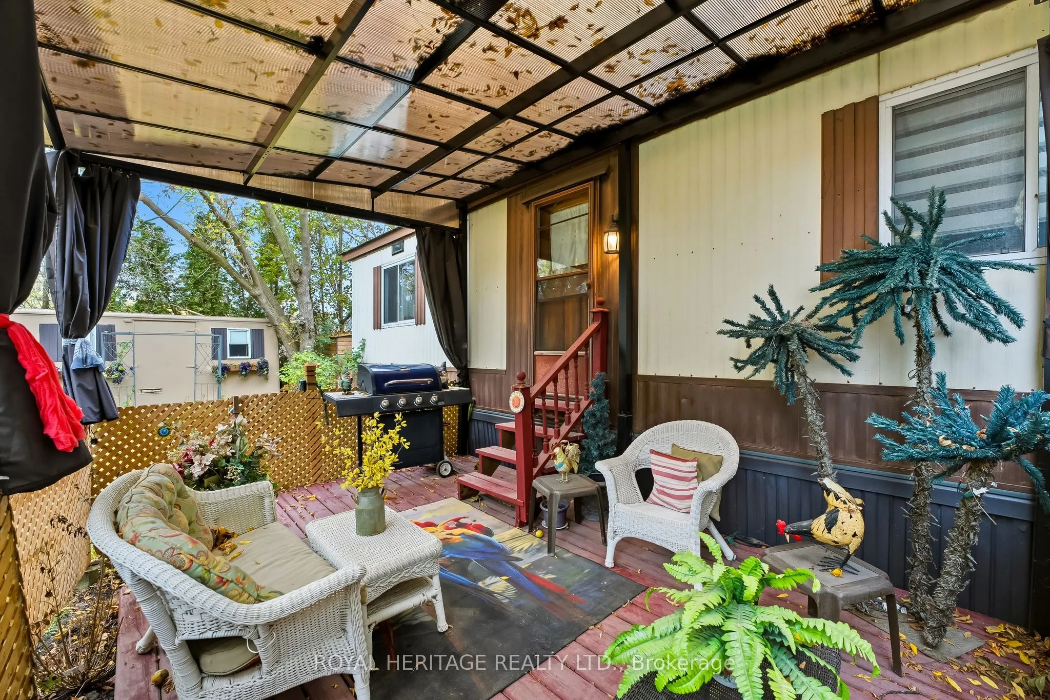 330 King Street E, #6