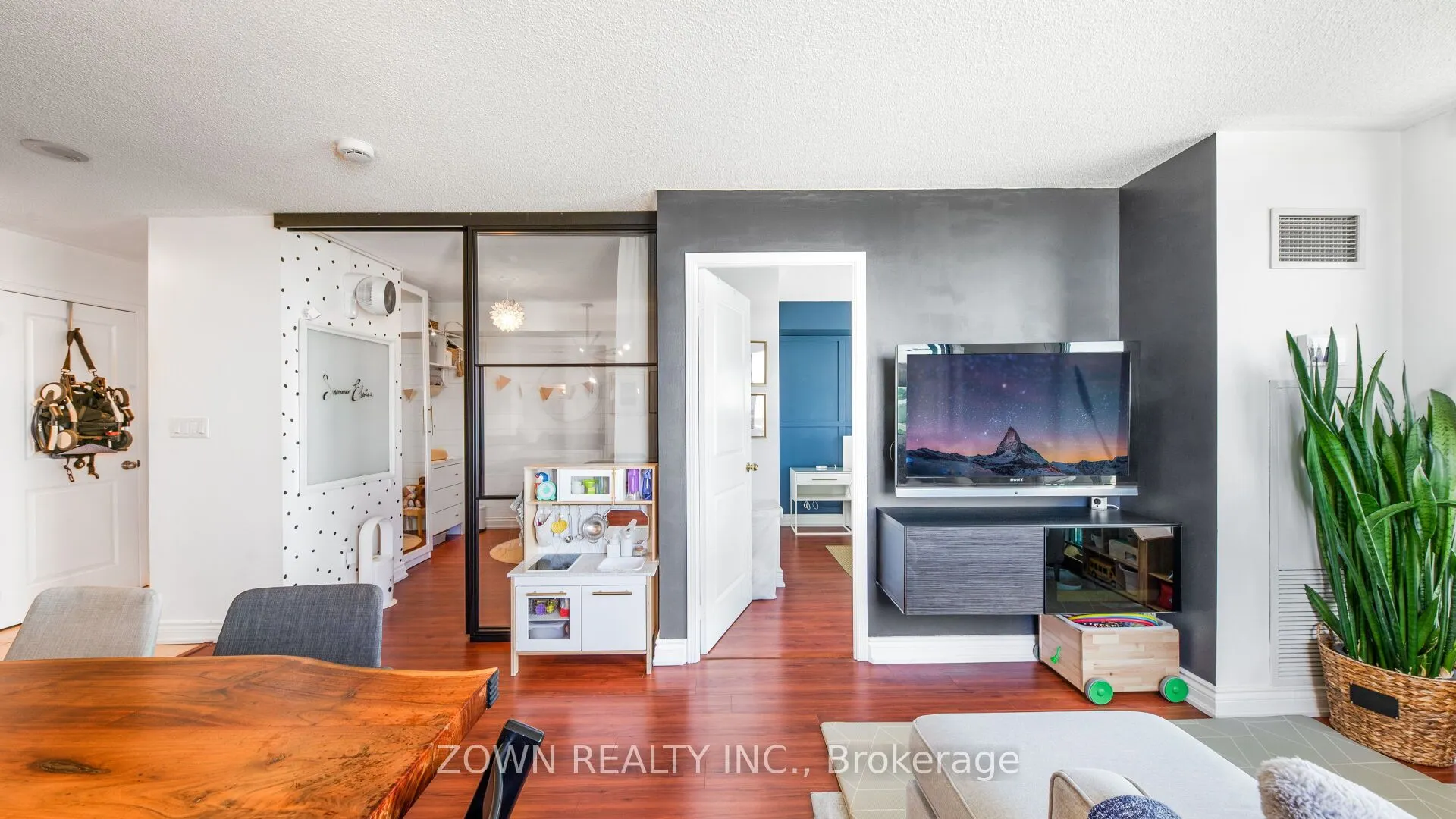 6 Rosebank Drive, #LPHi