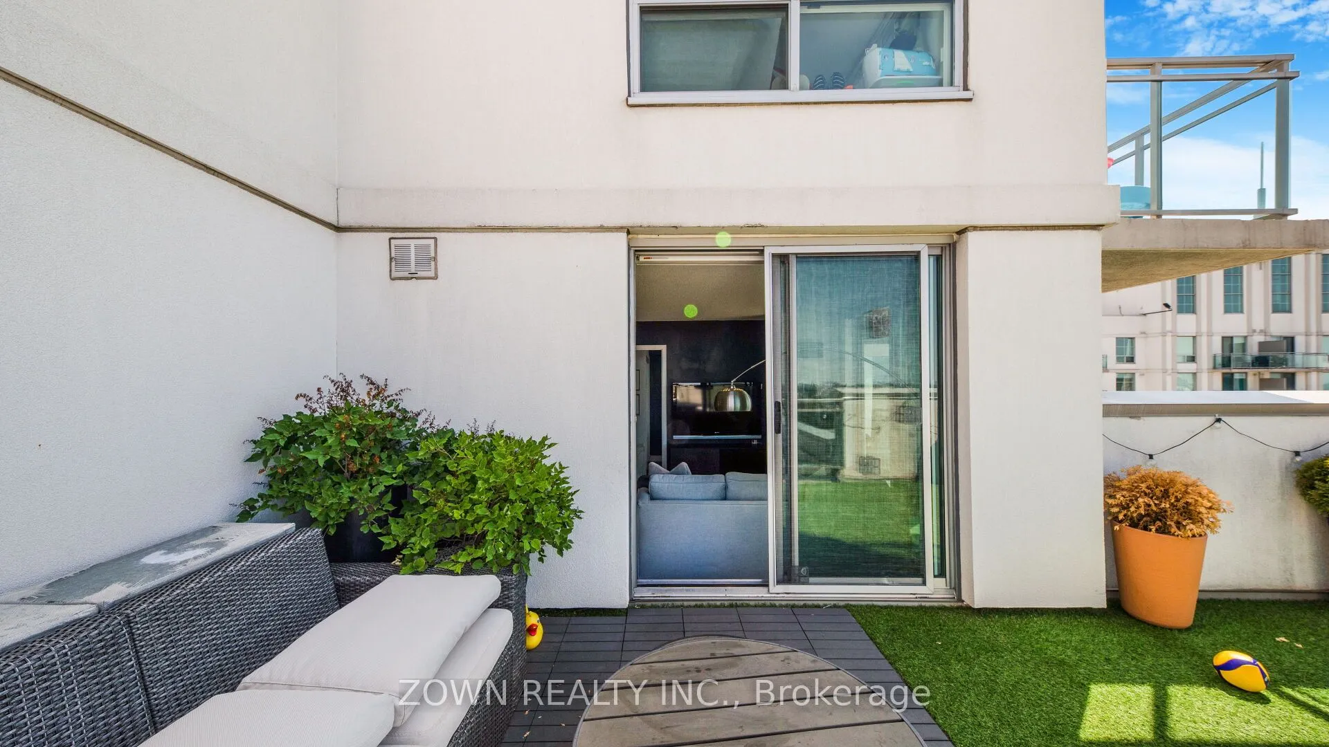 6 Rosebank Drive, #LPHi