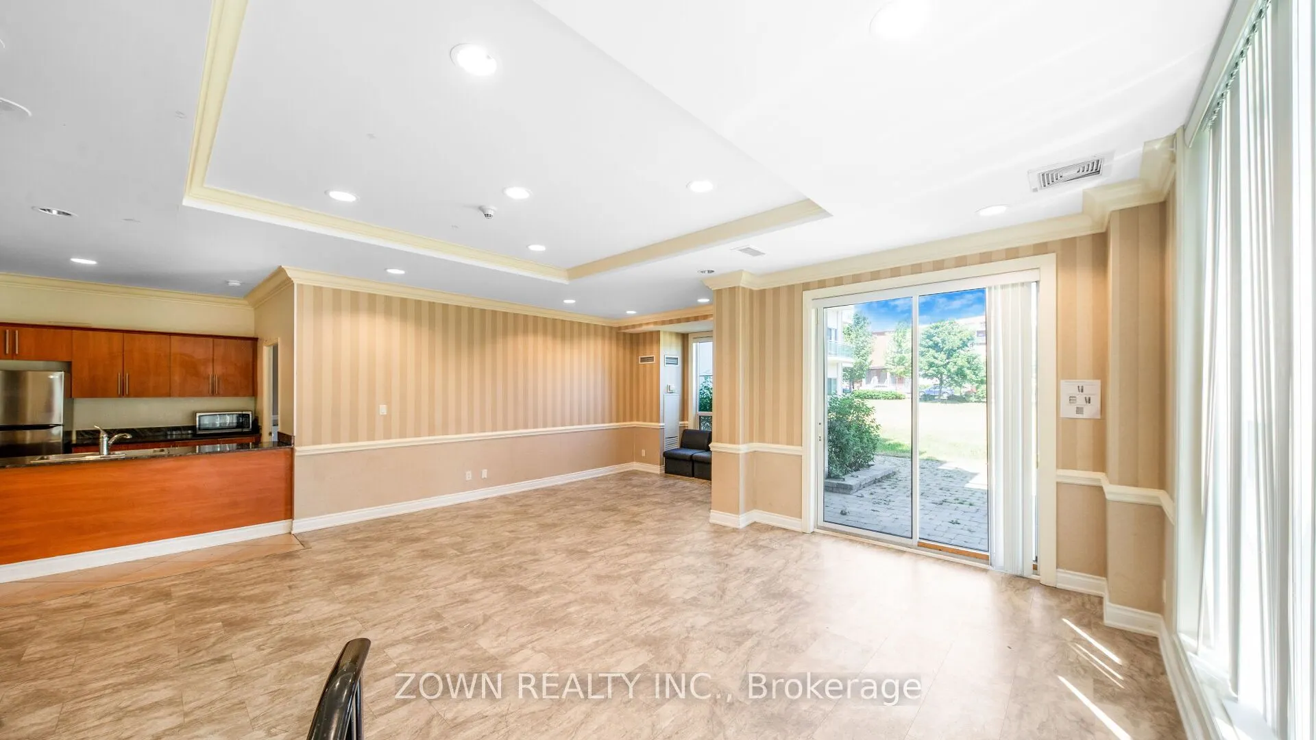 6 Rosebank Drive, #LPHi