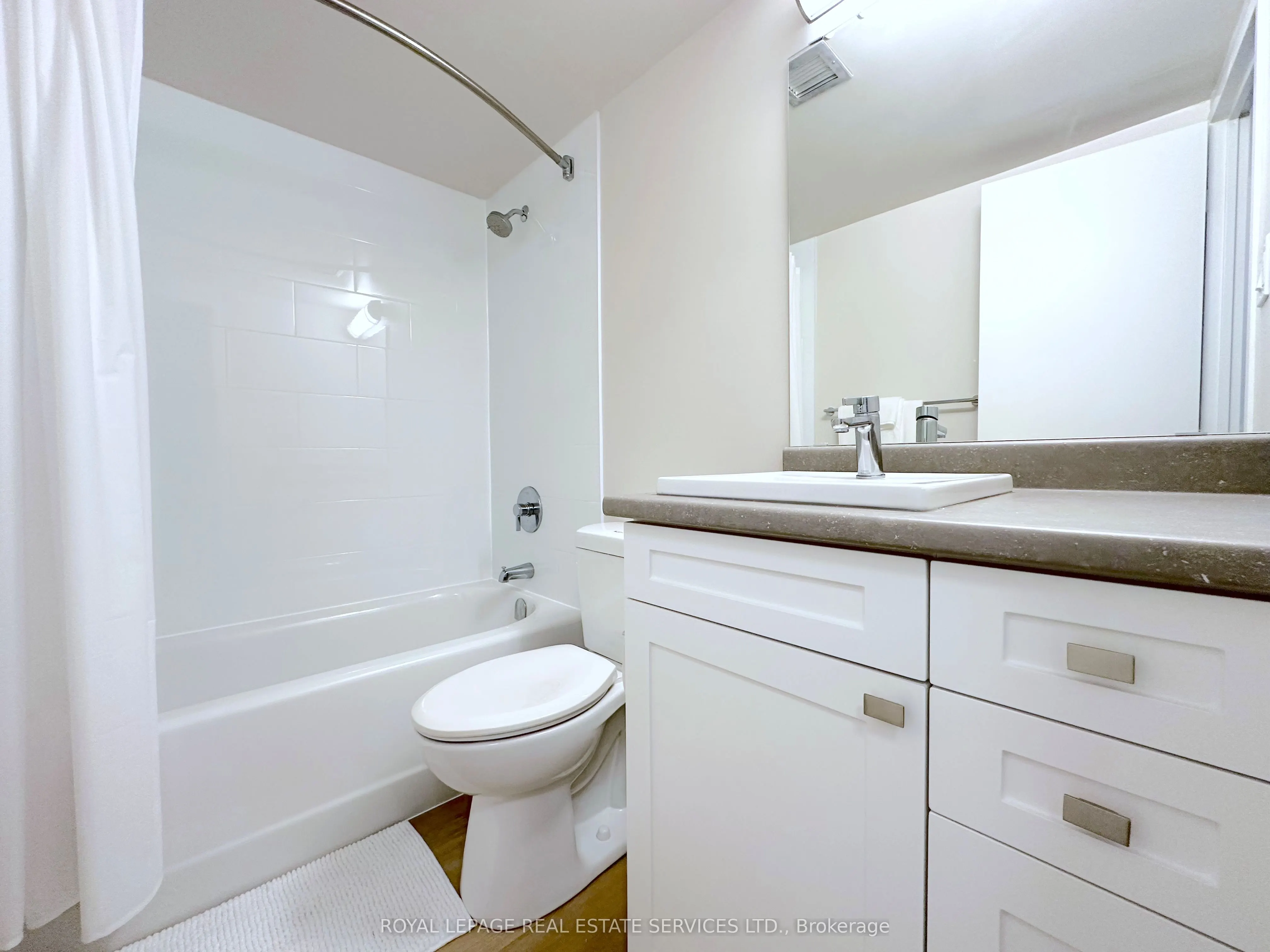 30 Denton Avenue, #802