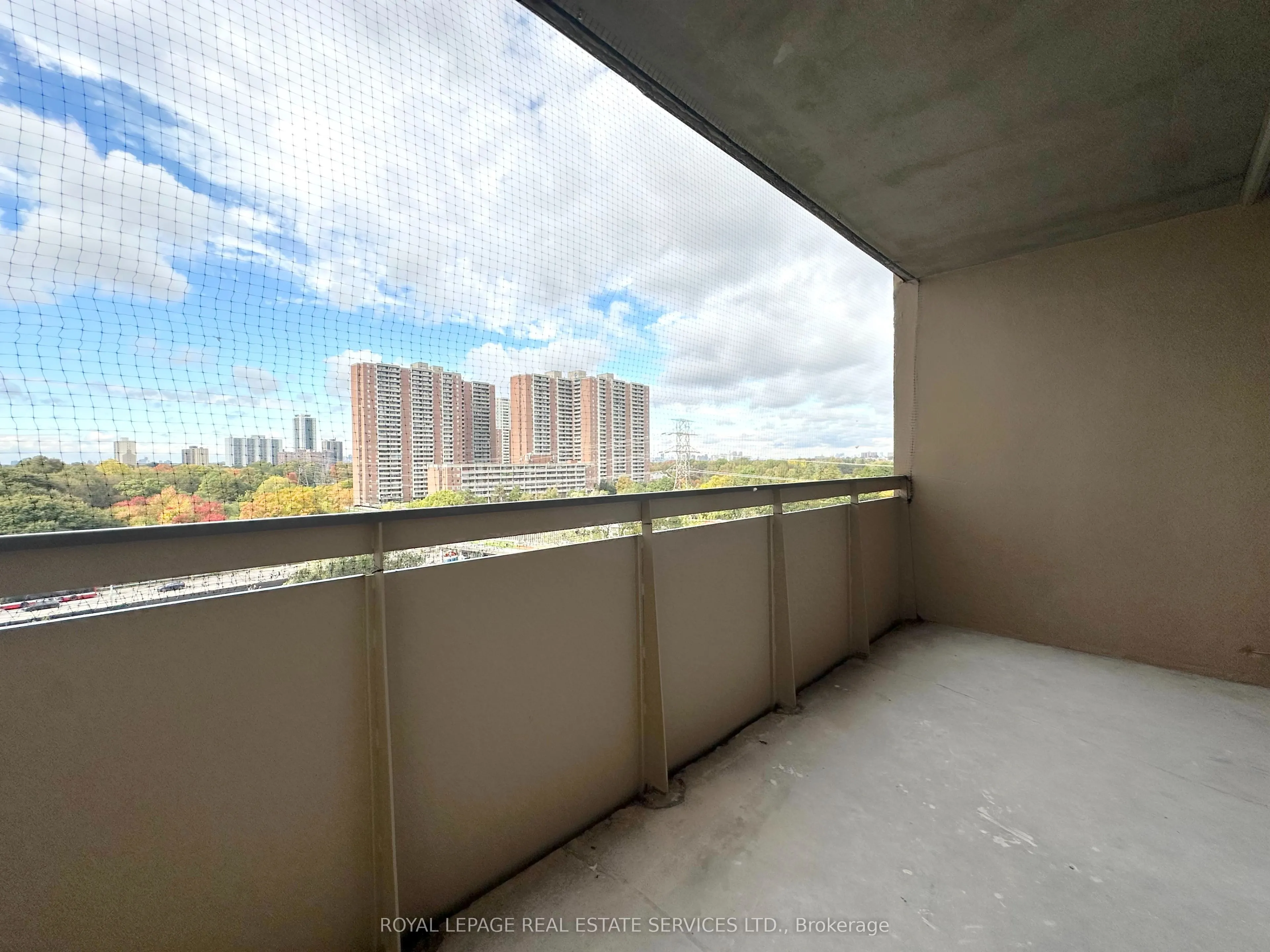 30 Denton Avenue, #802