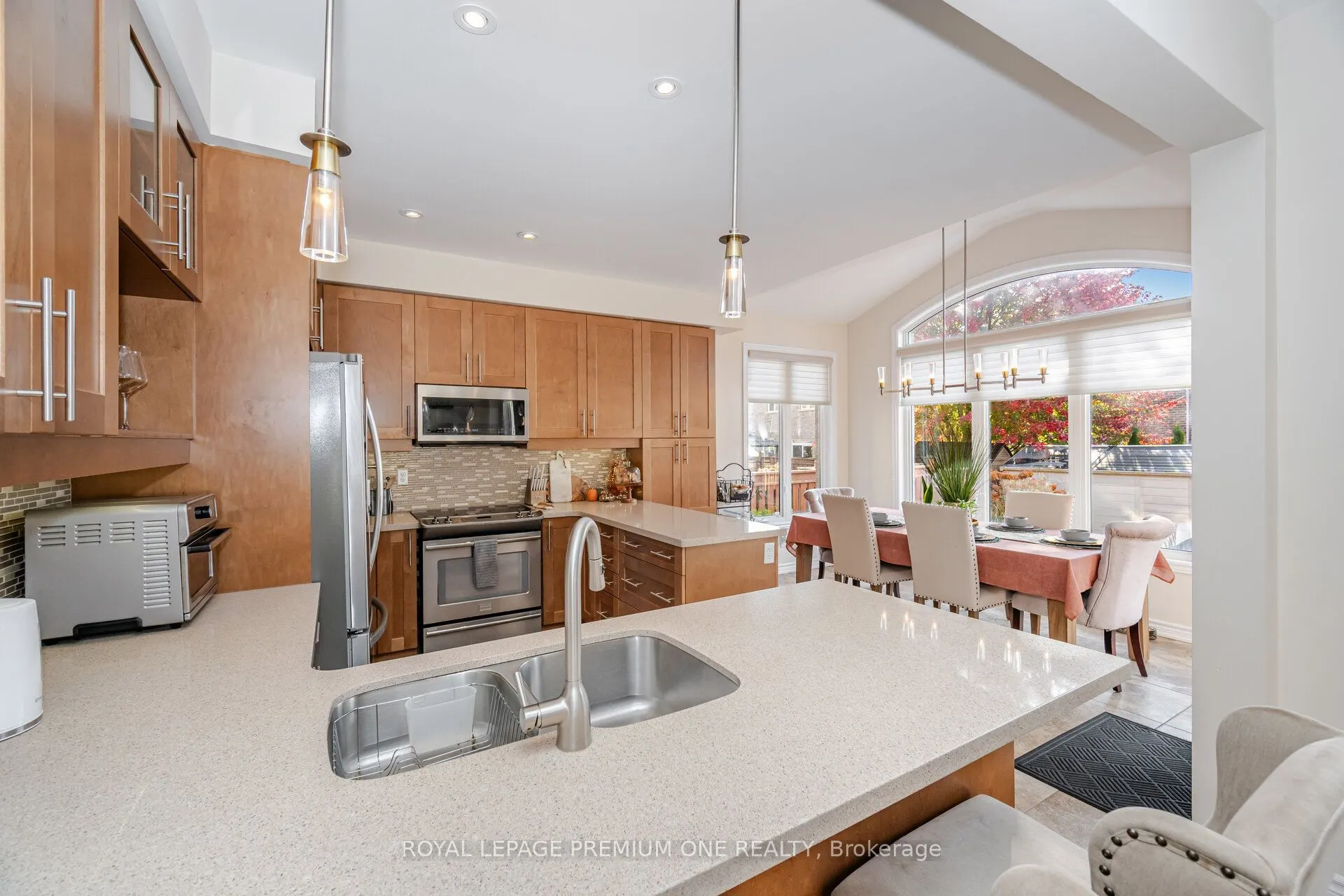 1271 Aldsworth Crescent