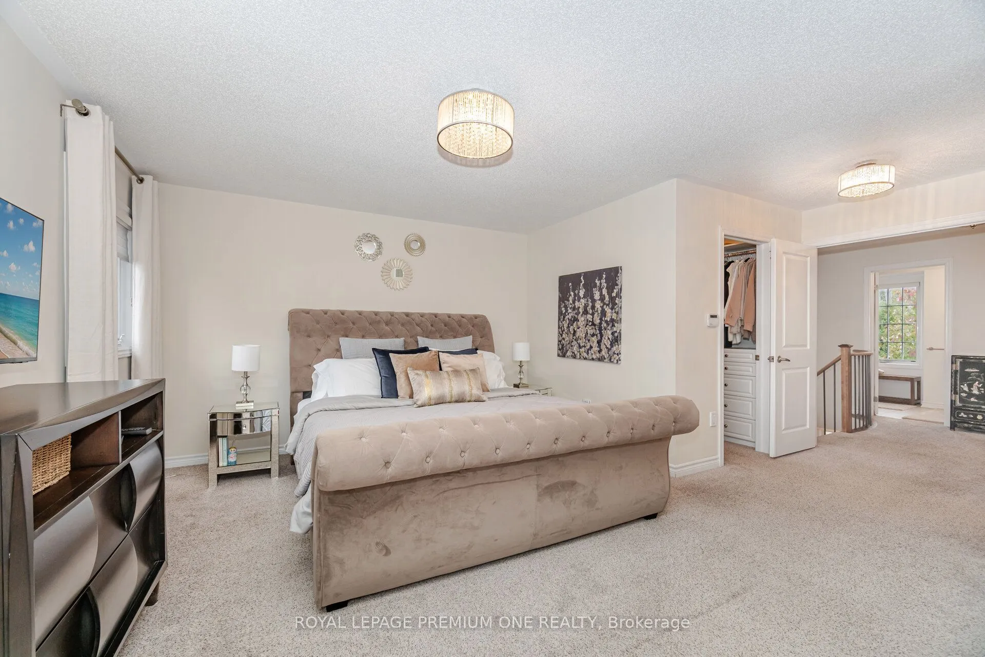 1271 Aldsworth Crescent
