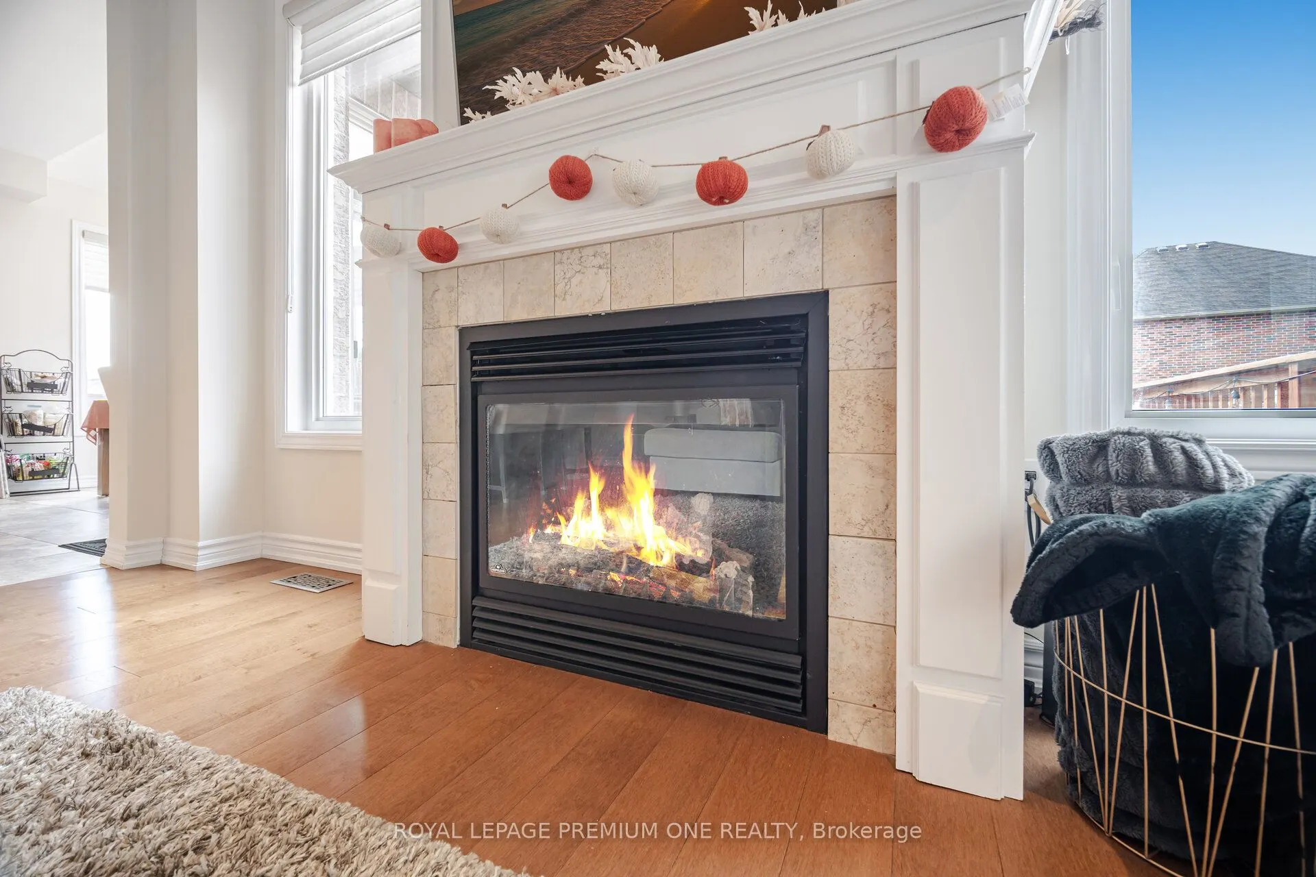 1271 Aldsworth Crescent