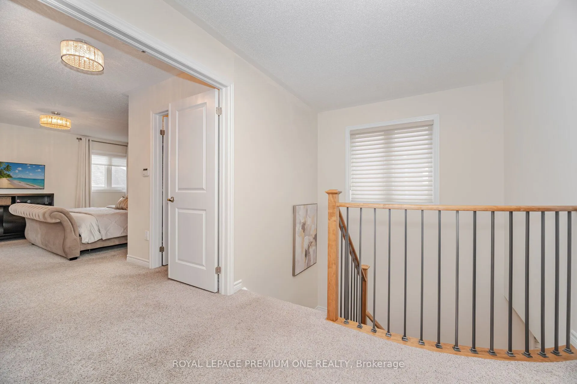 1271 Aldsworth Crescent