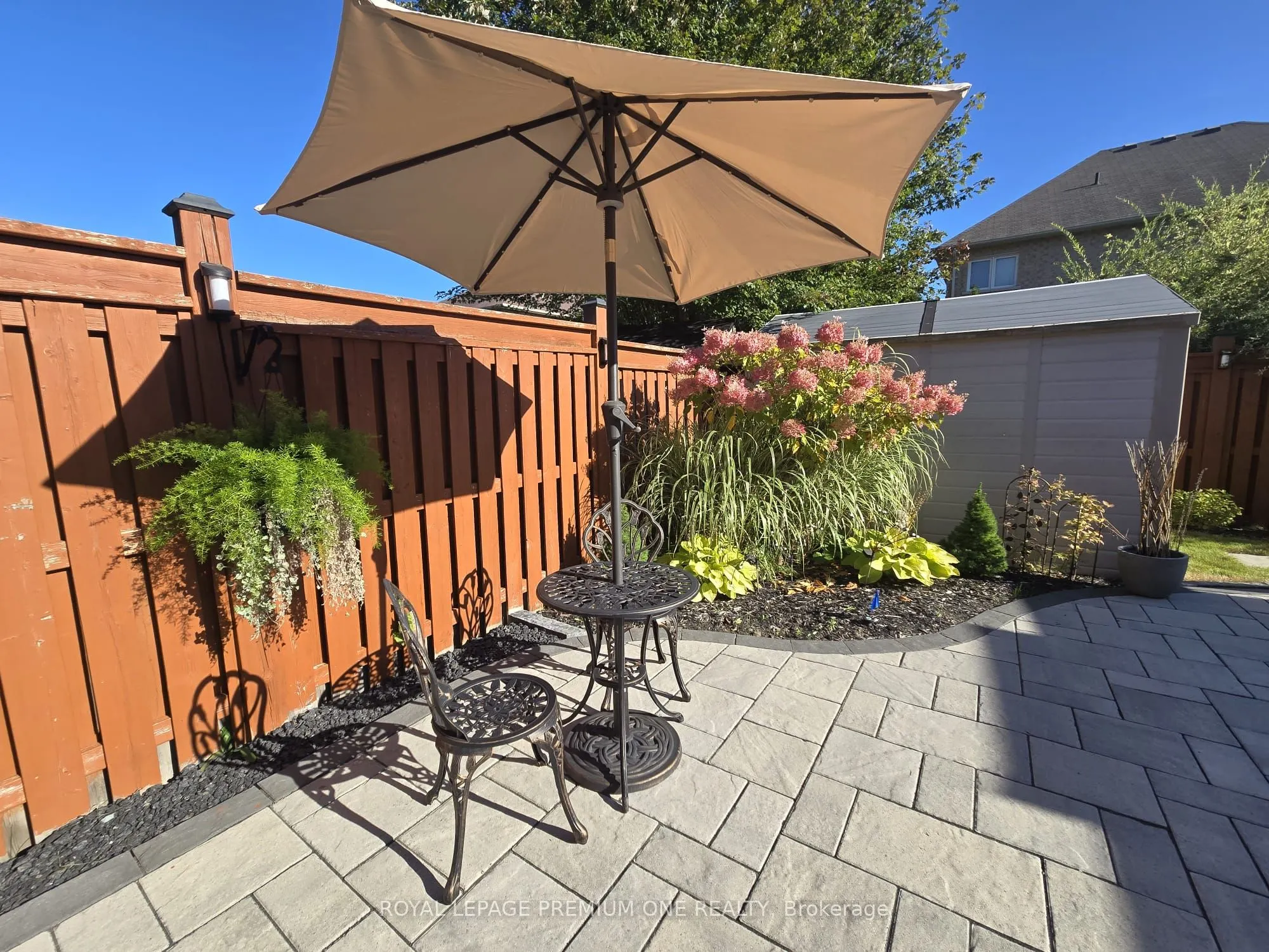 1271 Aldsworth Crescent