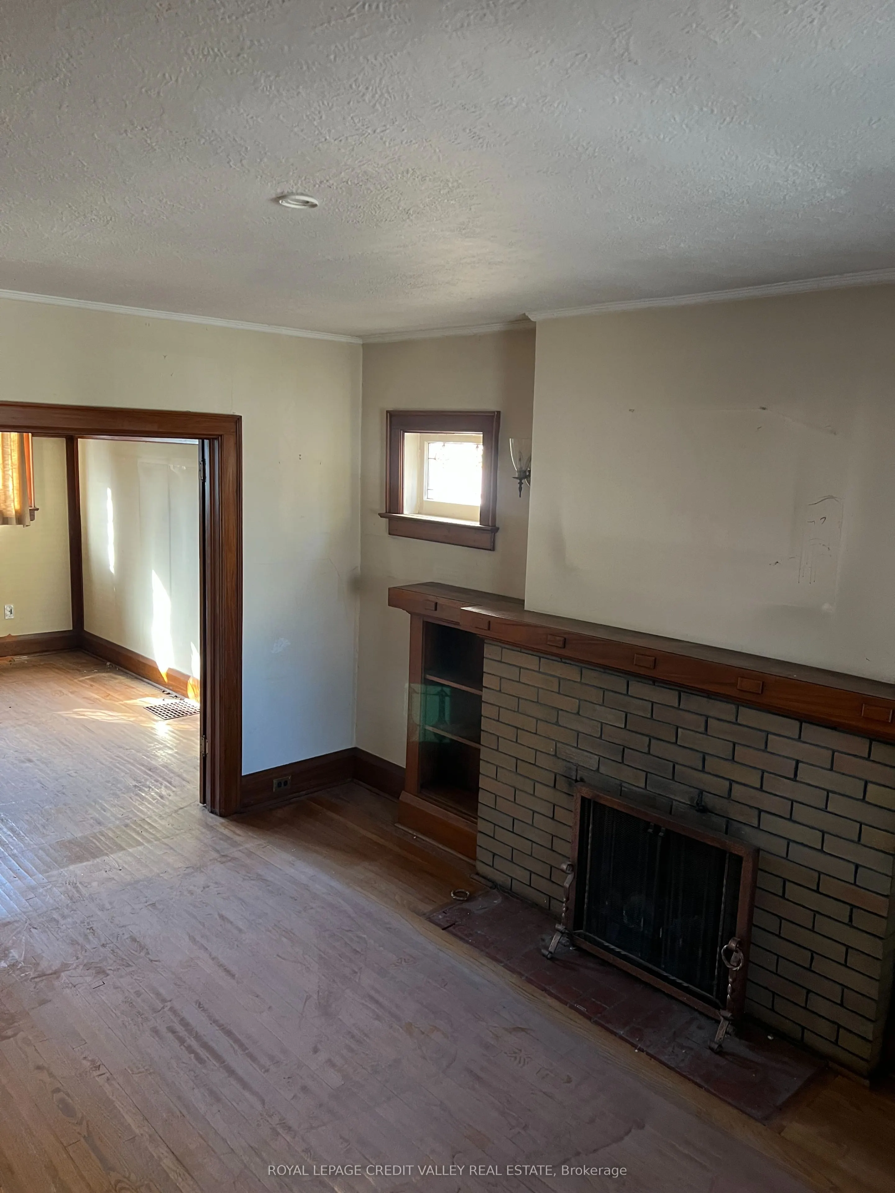 12 Stanhope Avenue