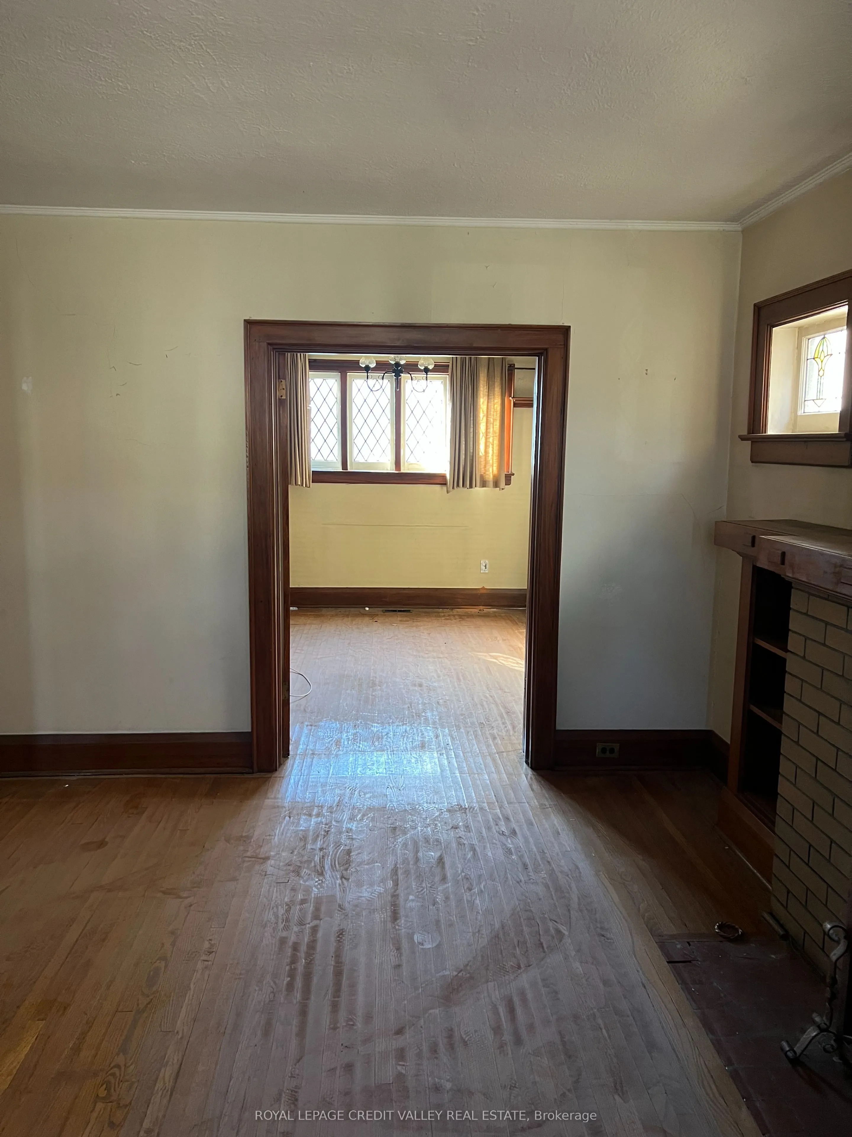 12 Stanhope Avenue