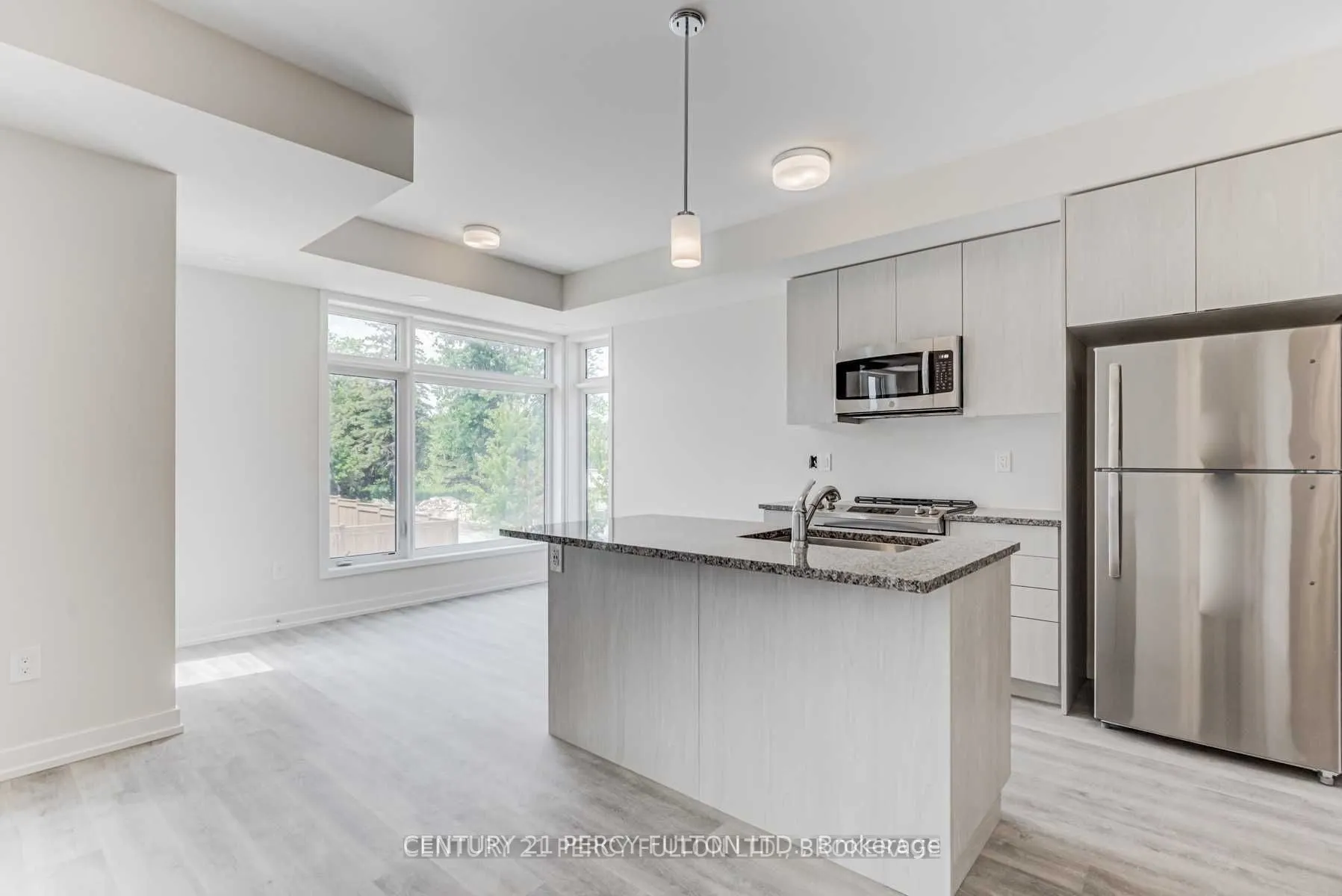 2550 Castlegate Crossing Drive, #105
