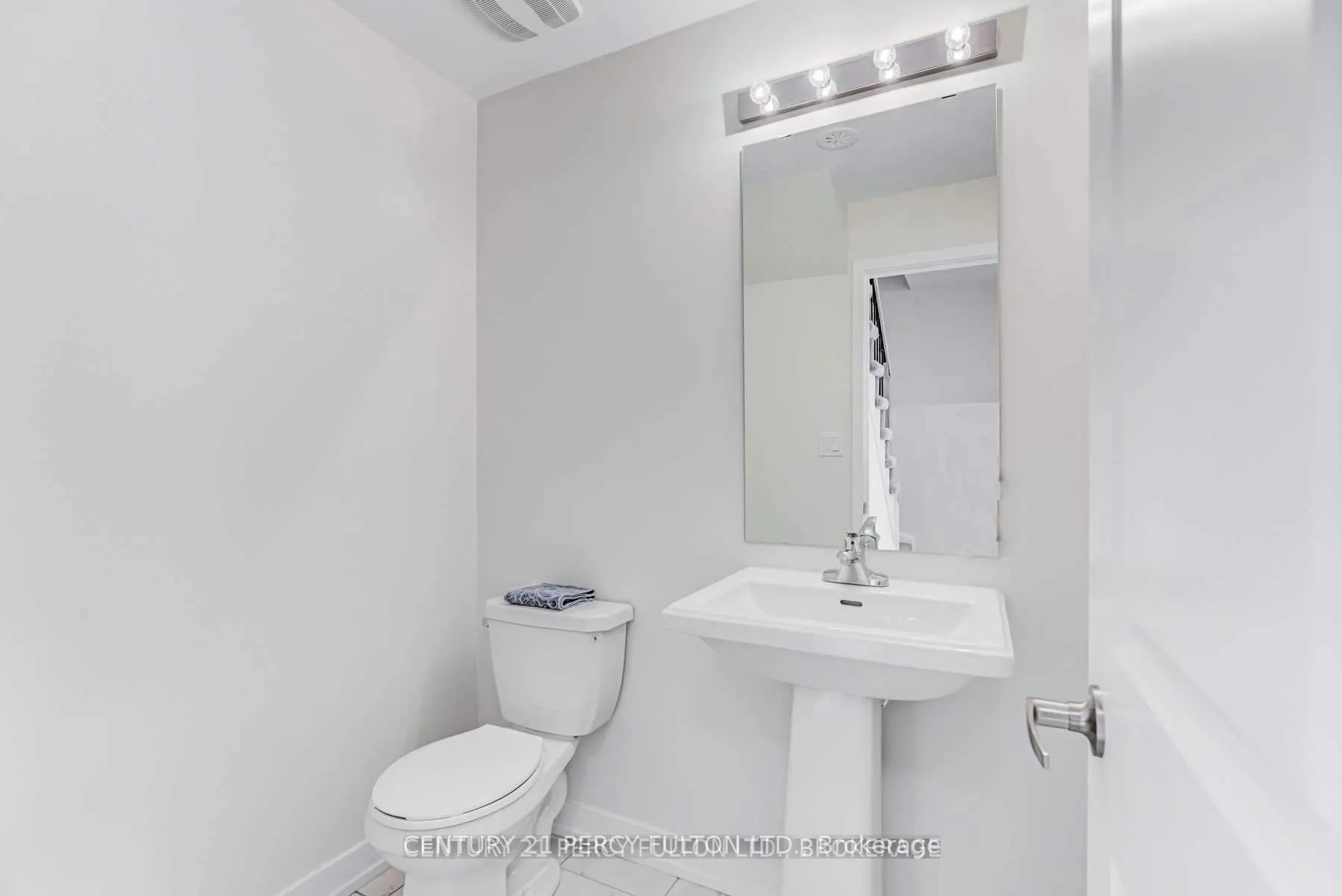 2550 Castlegate Crossing Drive, #105