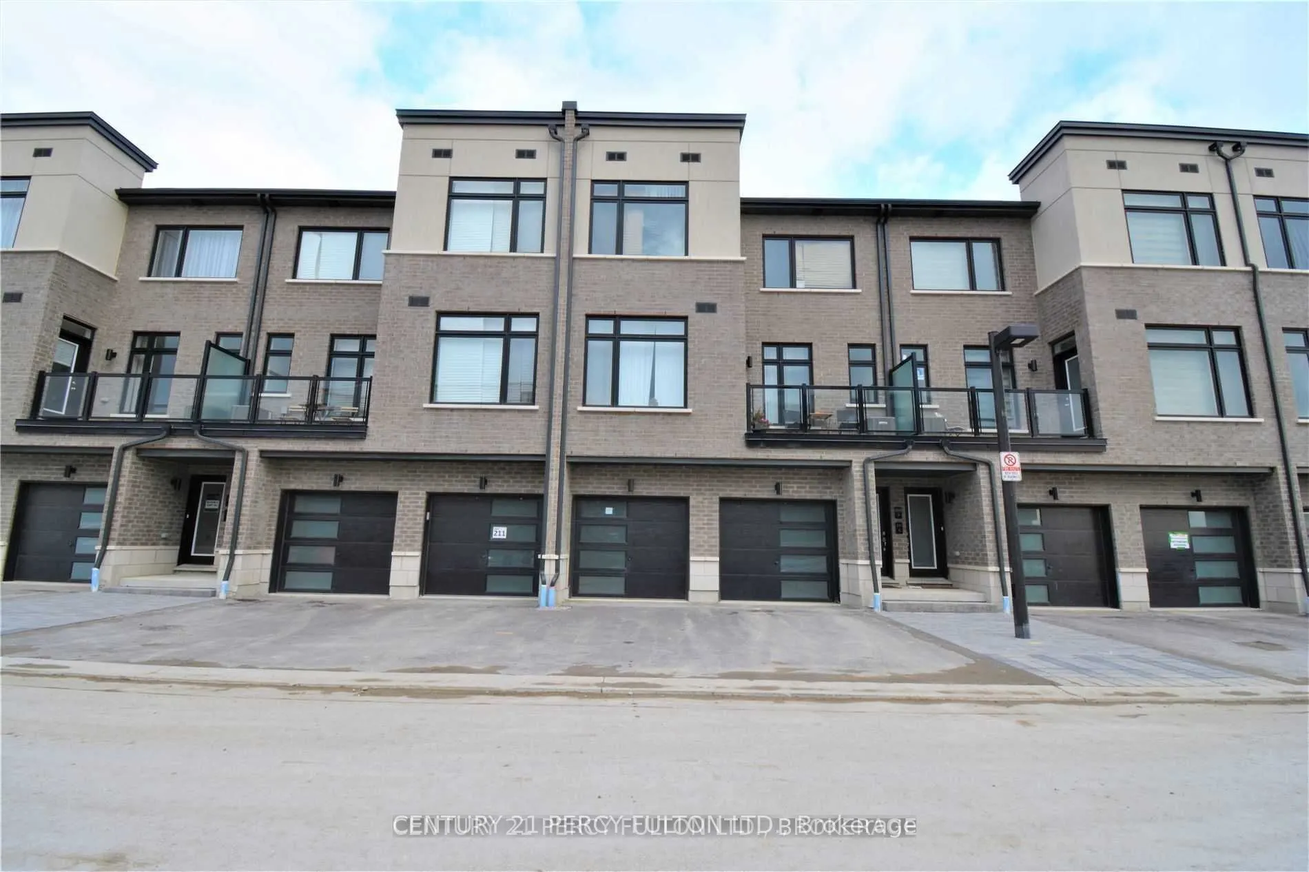 2550 Castlegate Crossing Drive, #105