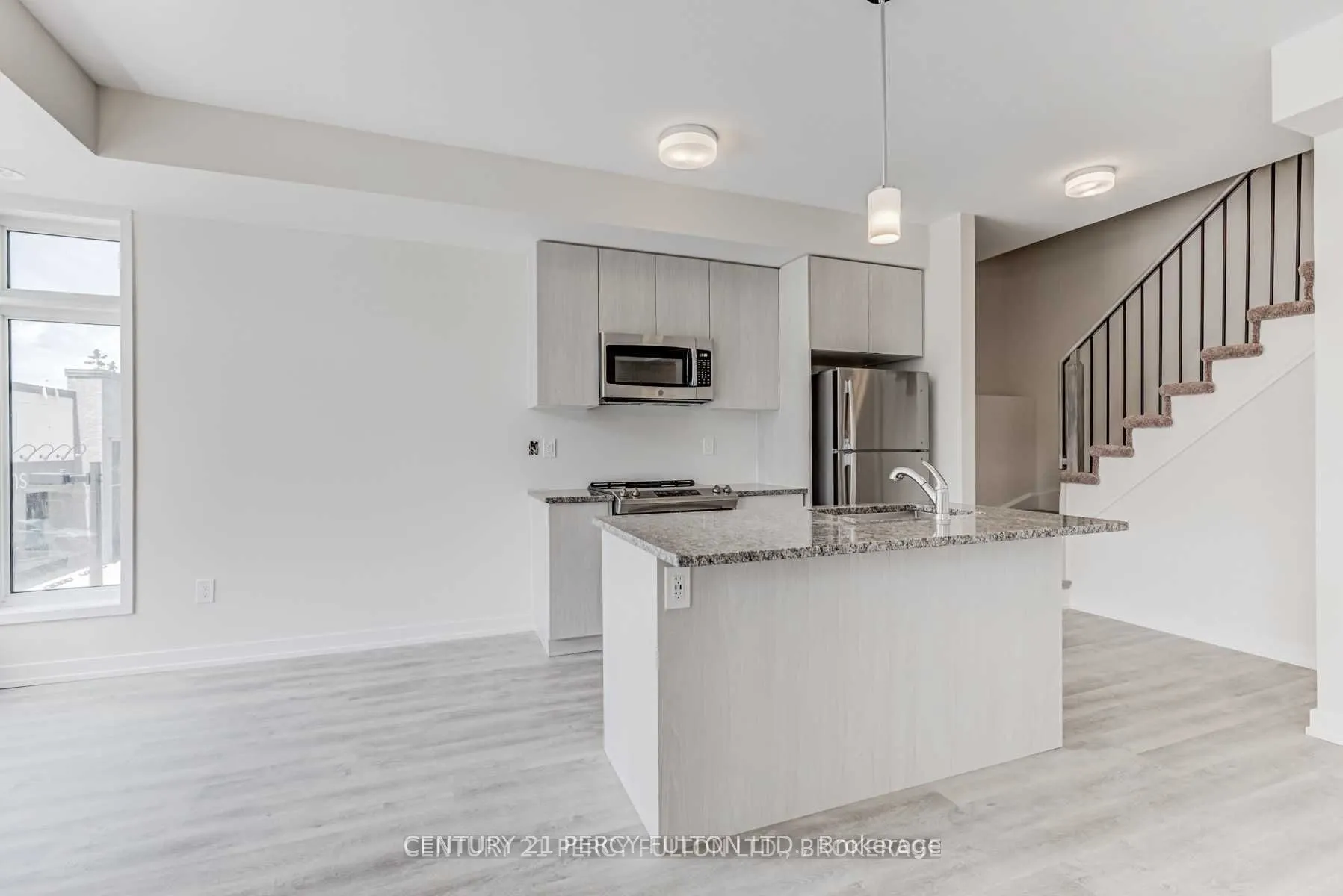 2550 Castlegate Crossing Drive, #105