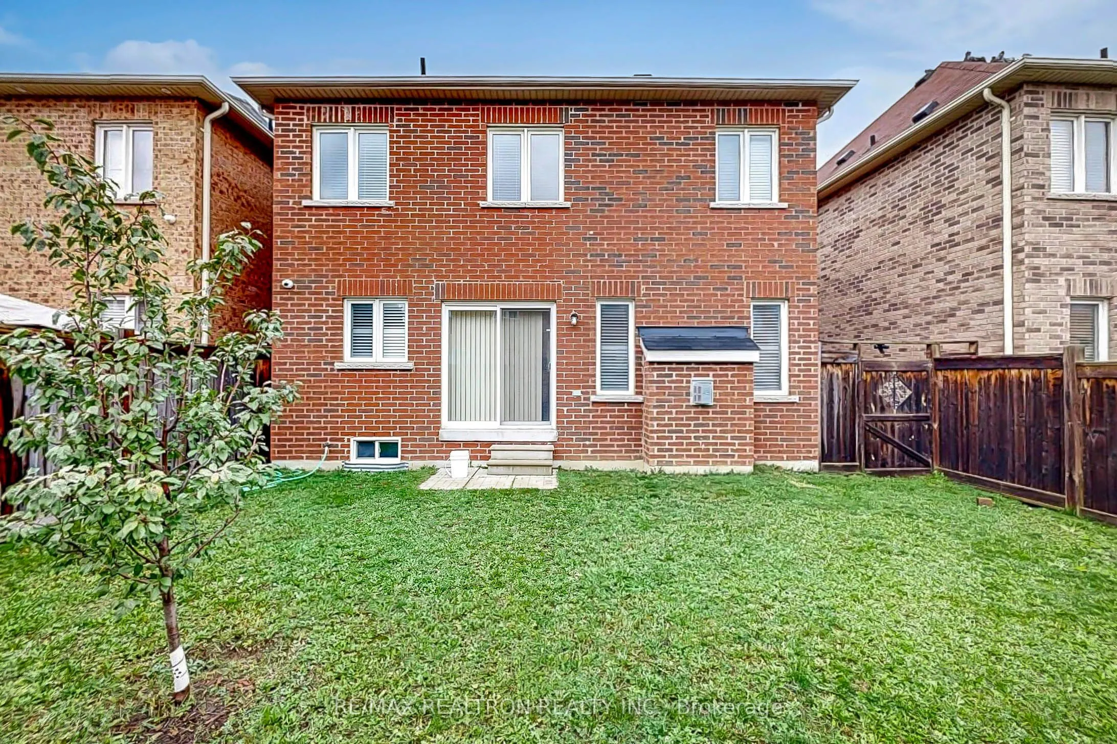 40 Oswell Drive