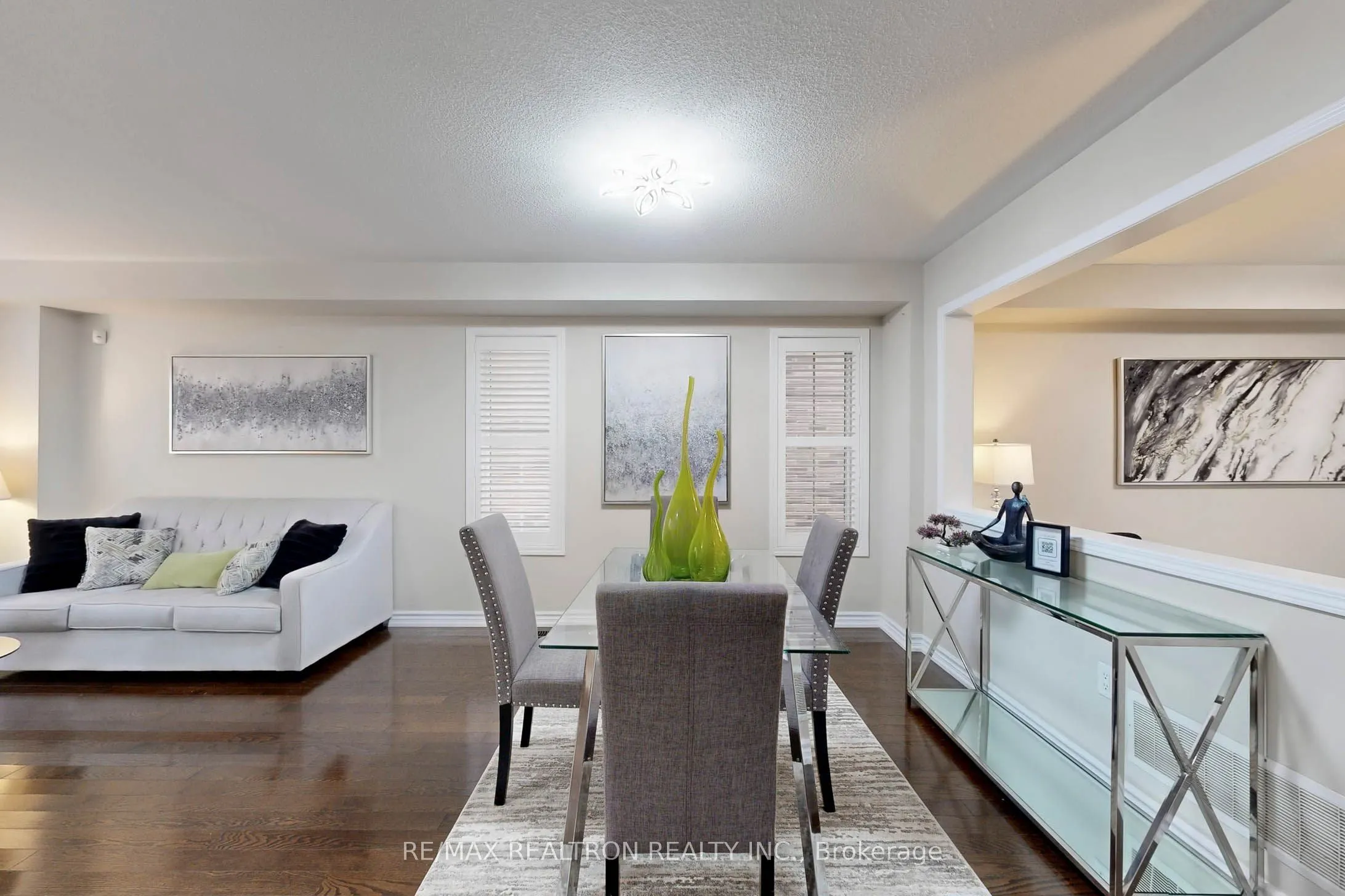 40 Oswell Drive