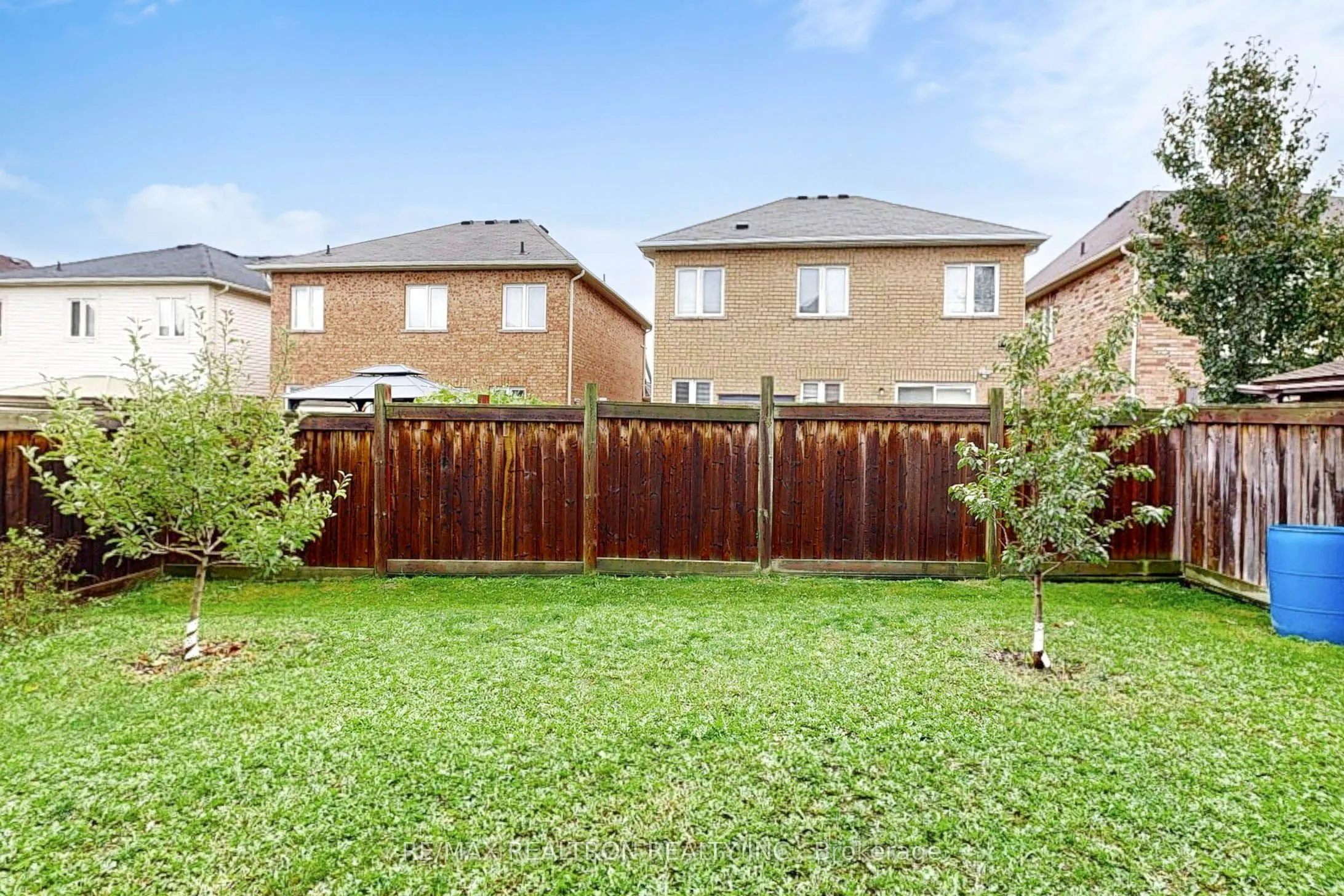 40 Oswell Drive