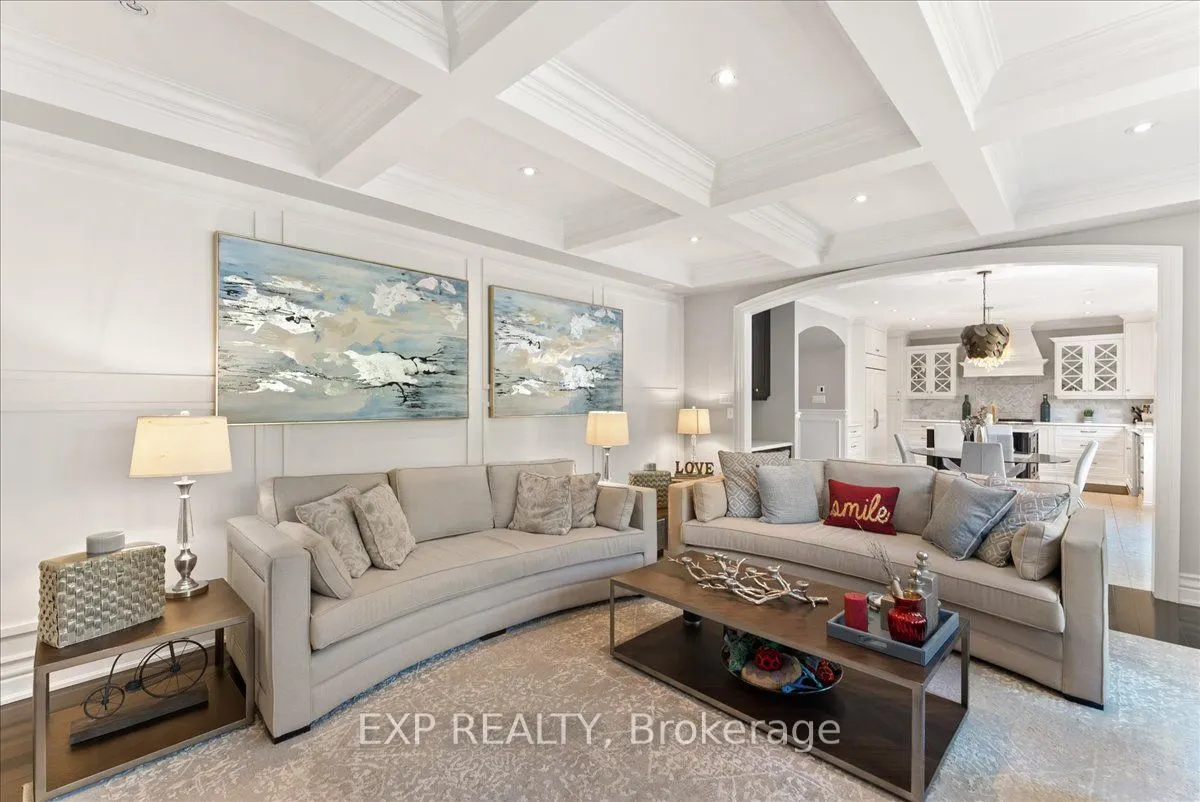 58 Coach Crescent