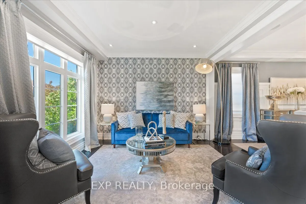 58 Coach Crescent