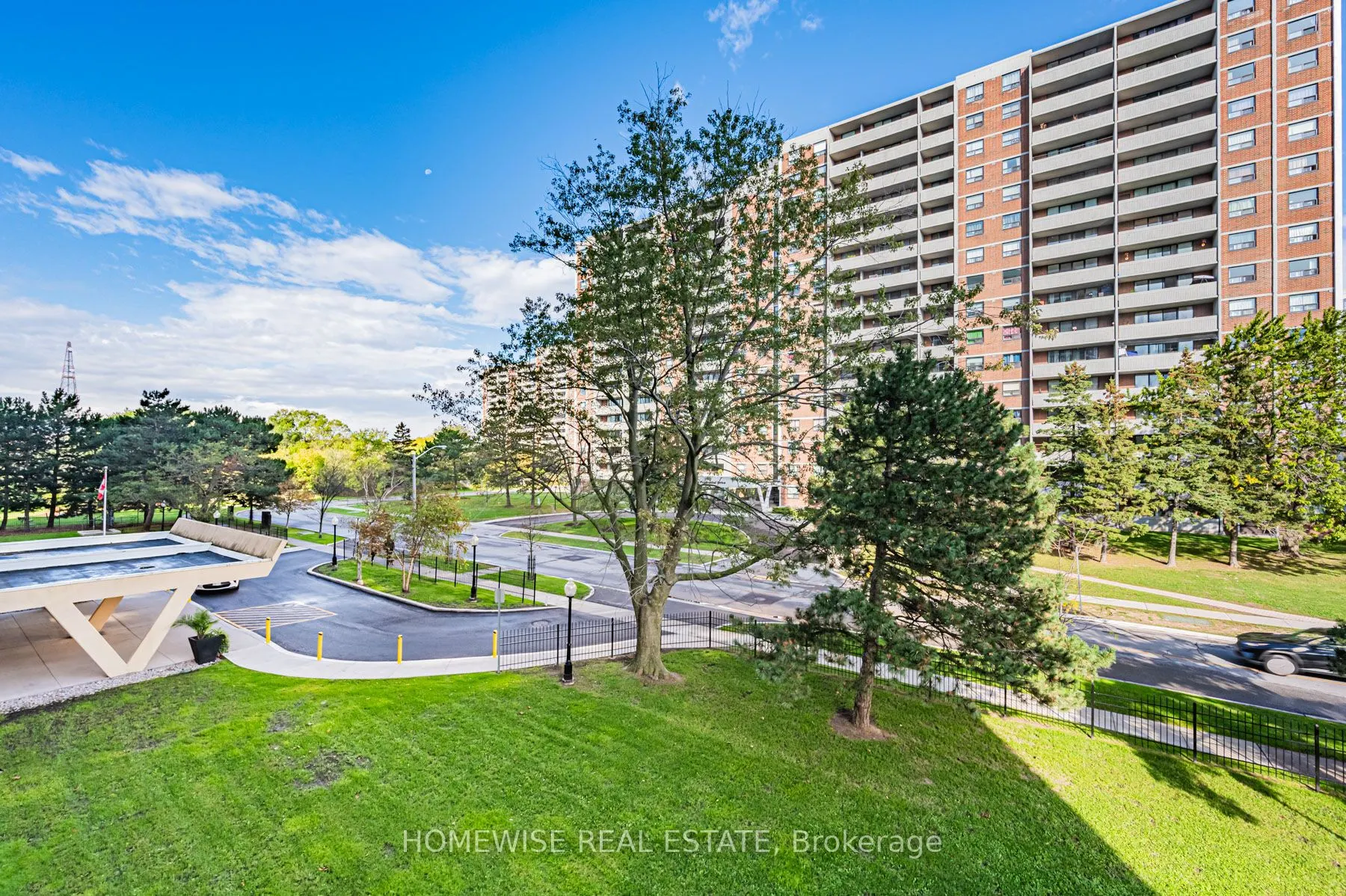 101 Prudential Drive, #314
