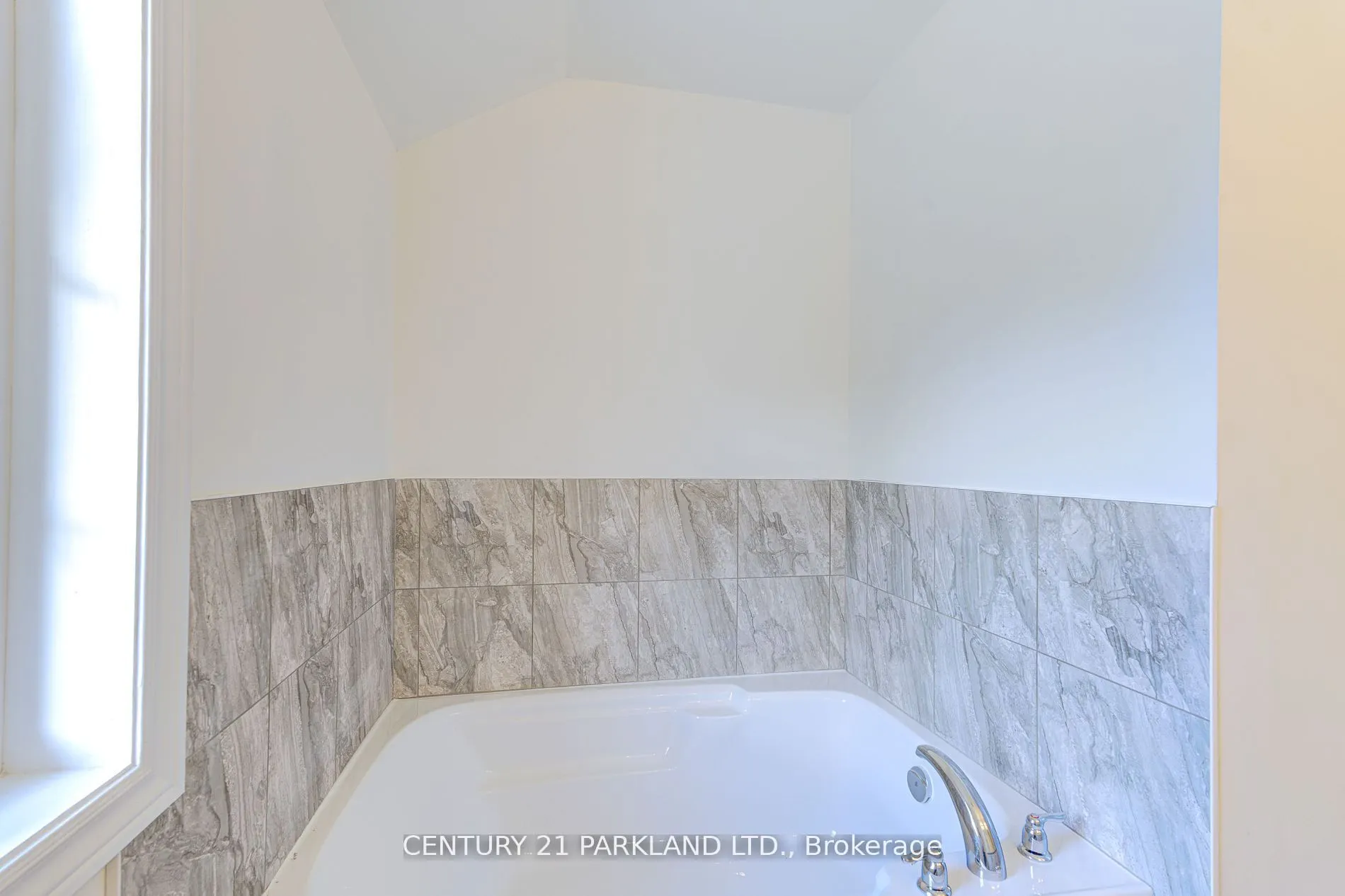 1741 Fairport Road, #POTL #4