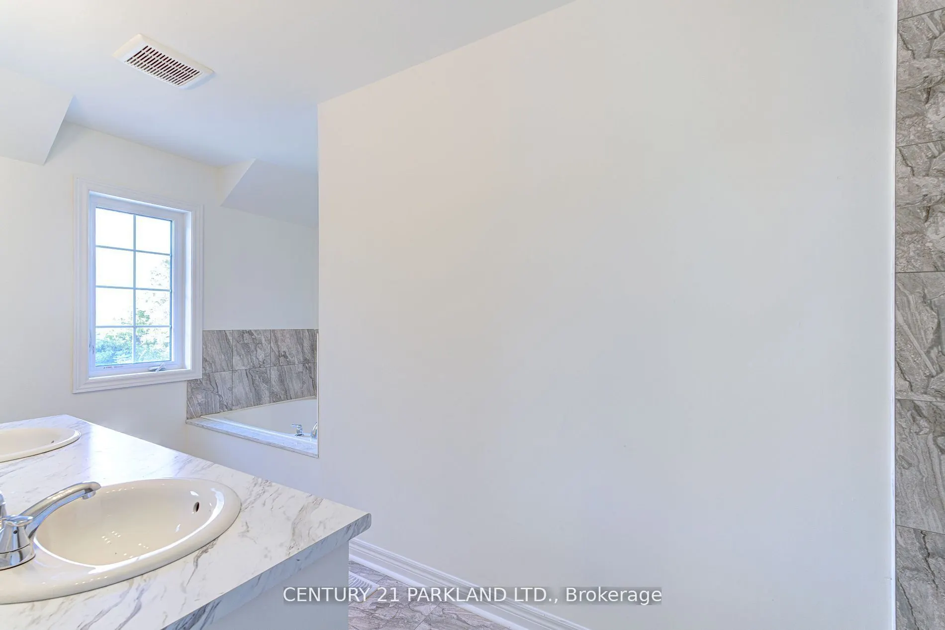 1741 Fairport Road, #POTL #4