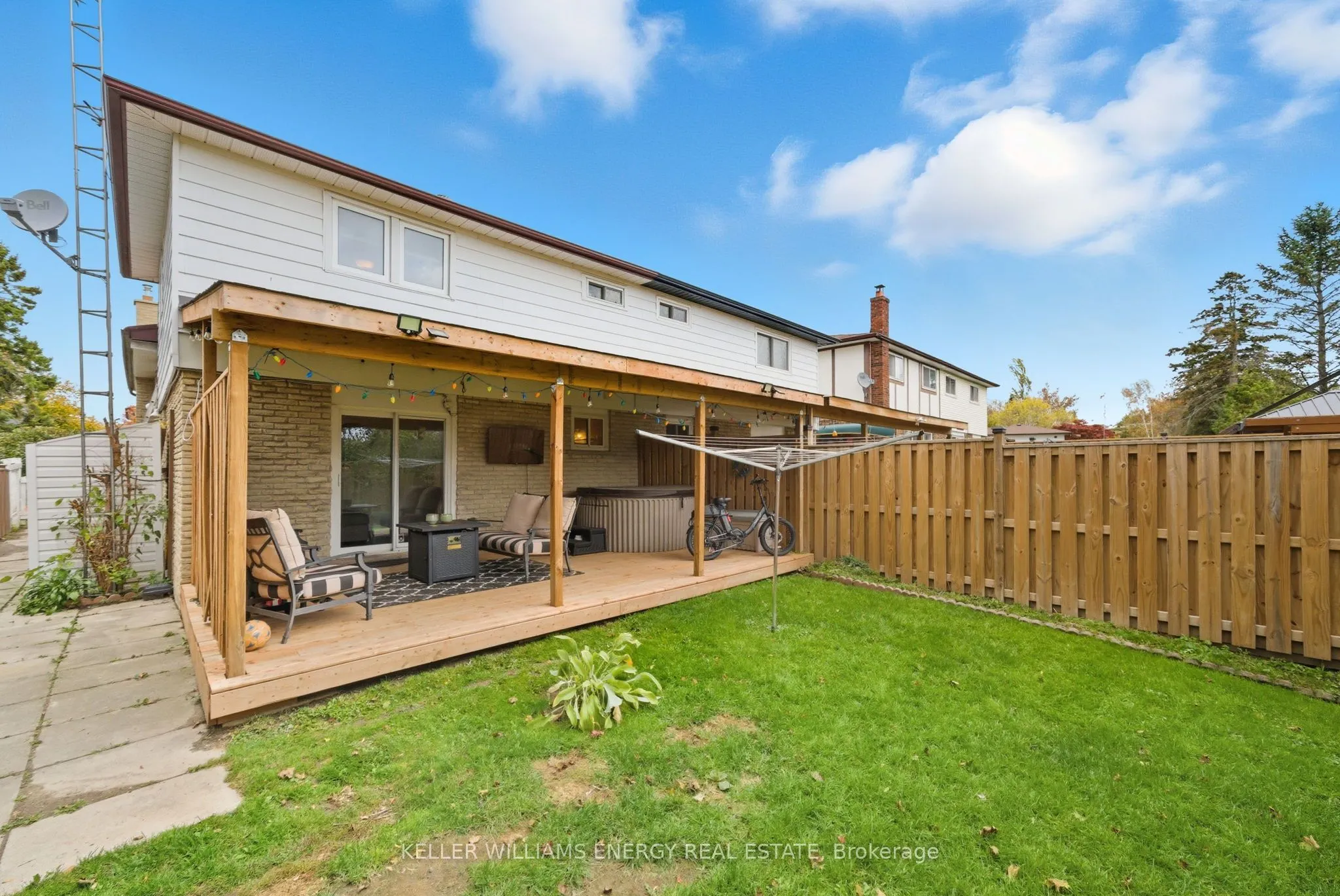 649 Berwick Crescent