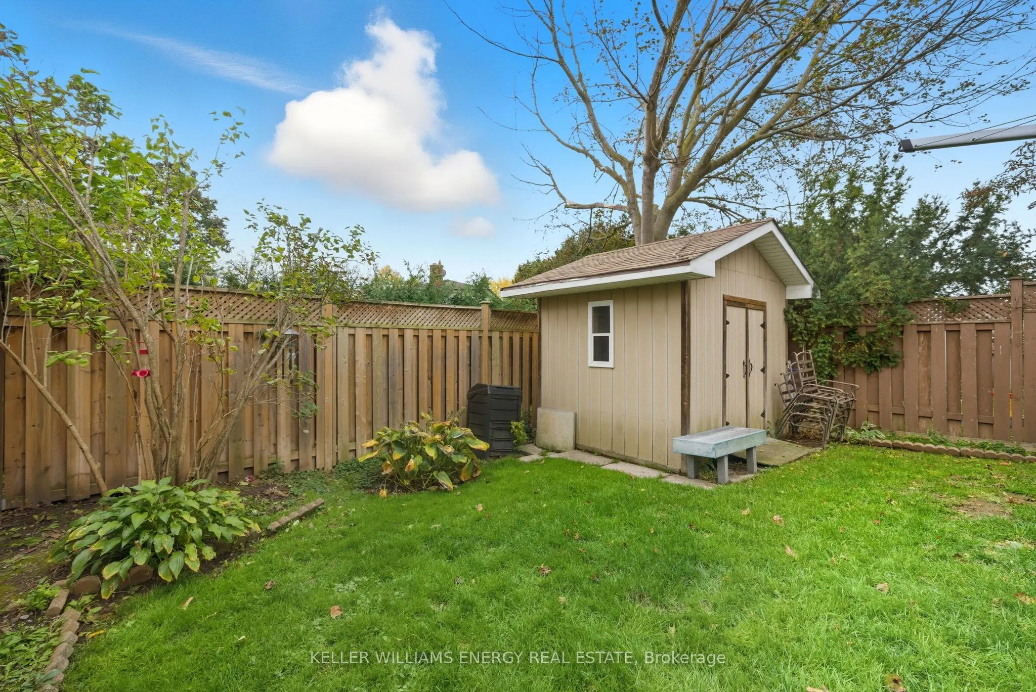 649 Berwick Crescent