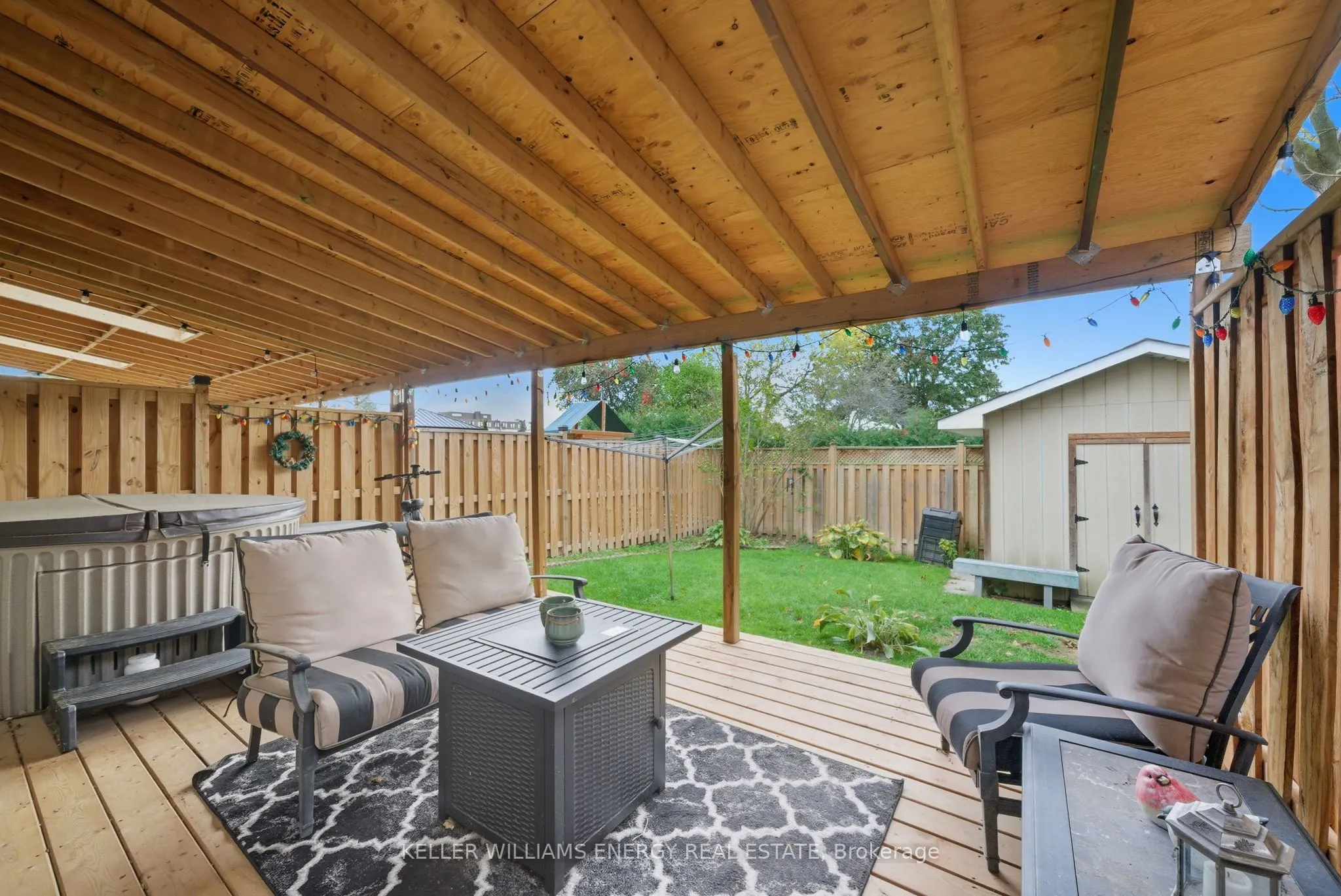 649 Berwick Crescent