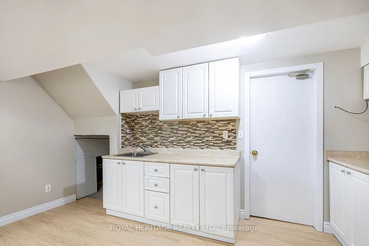 520 Capilano (Basement) Court, #Basement