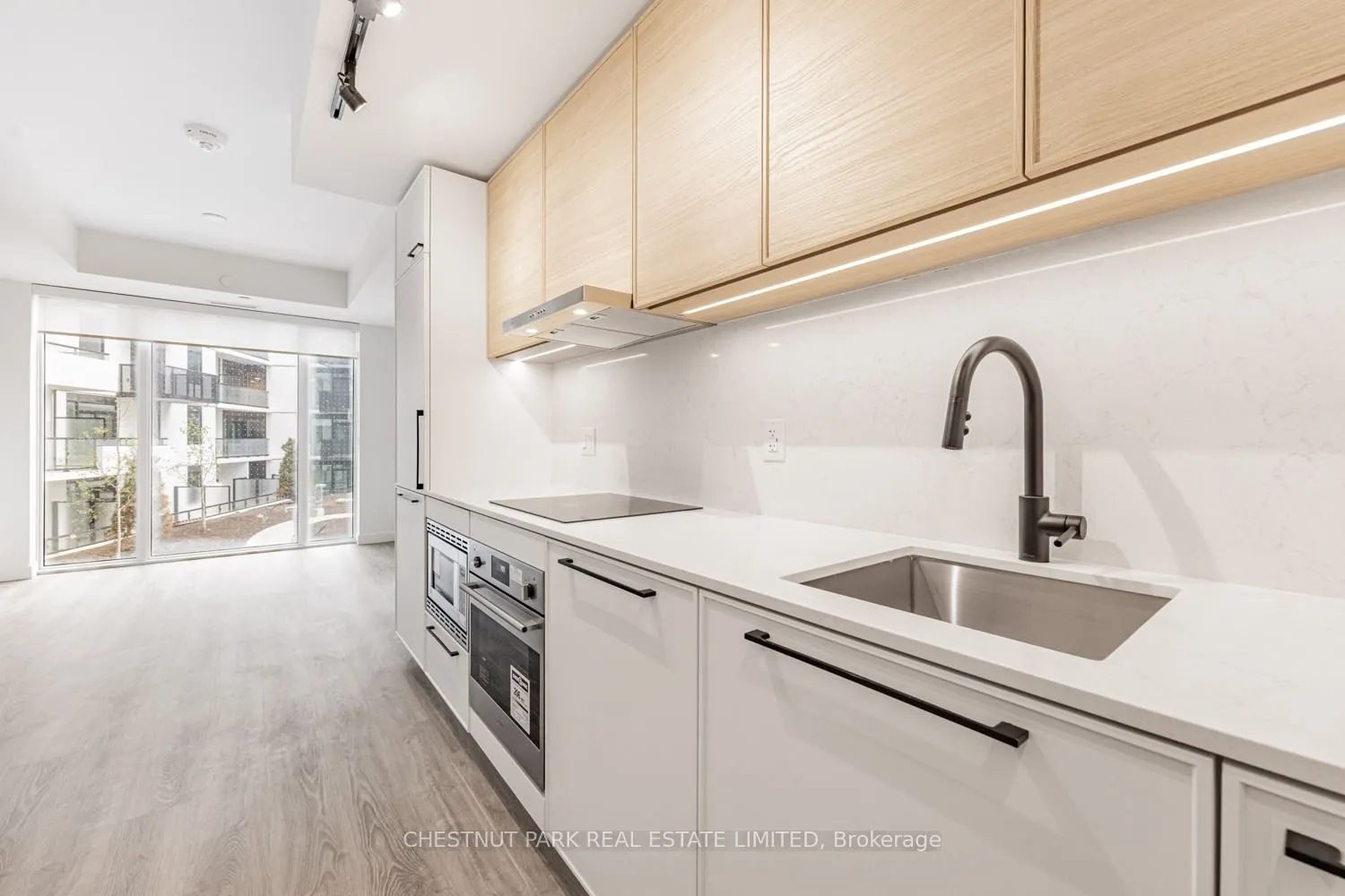 1050 Eastern Avenue, #402