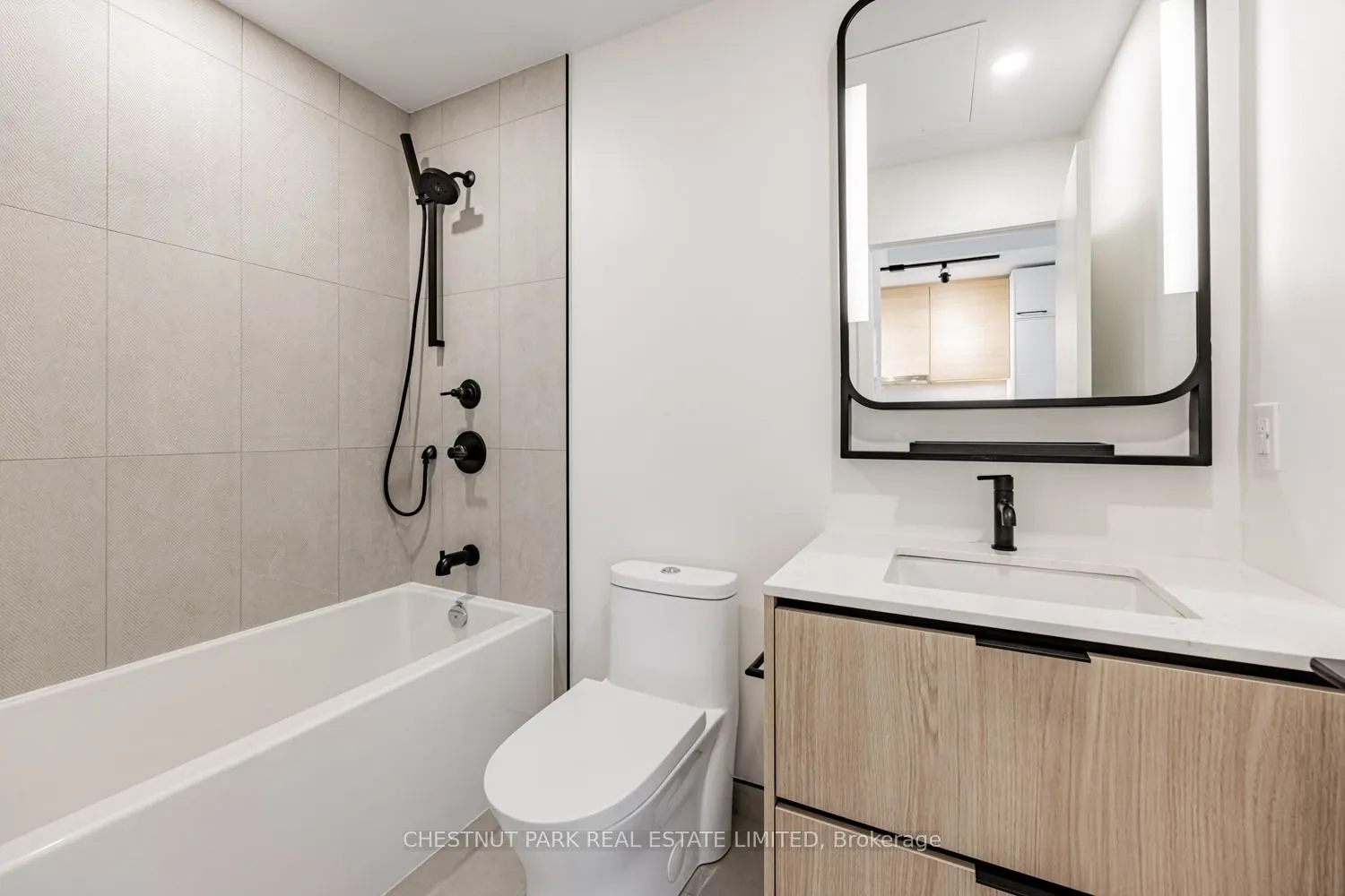 1050 Eastern Avenue, #402