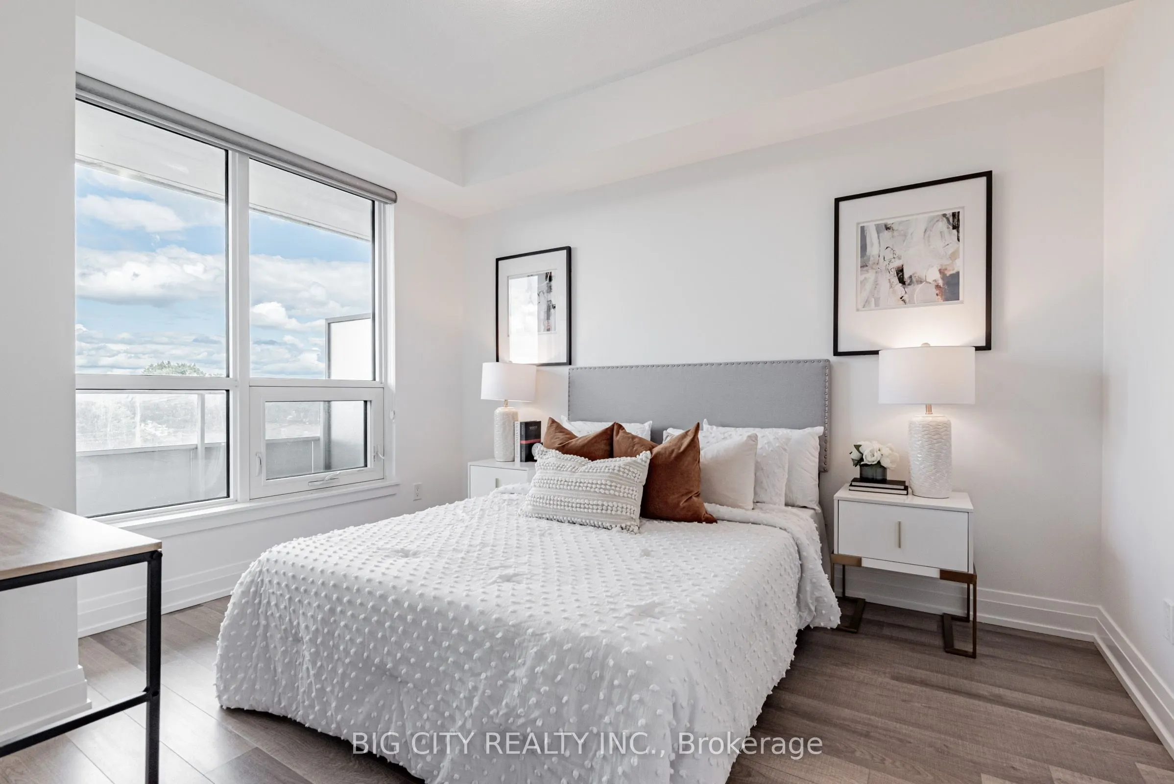 3121 Sheppard Avenue E, #611