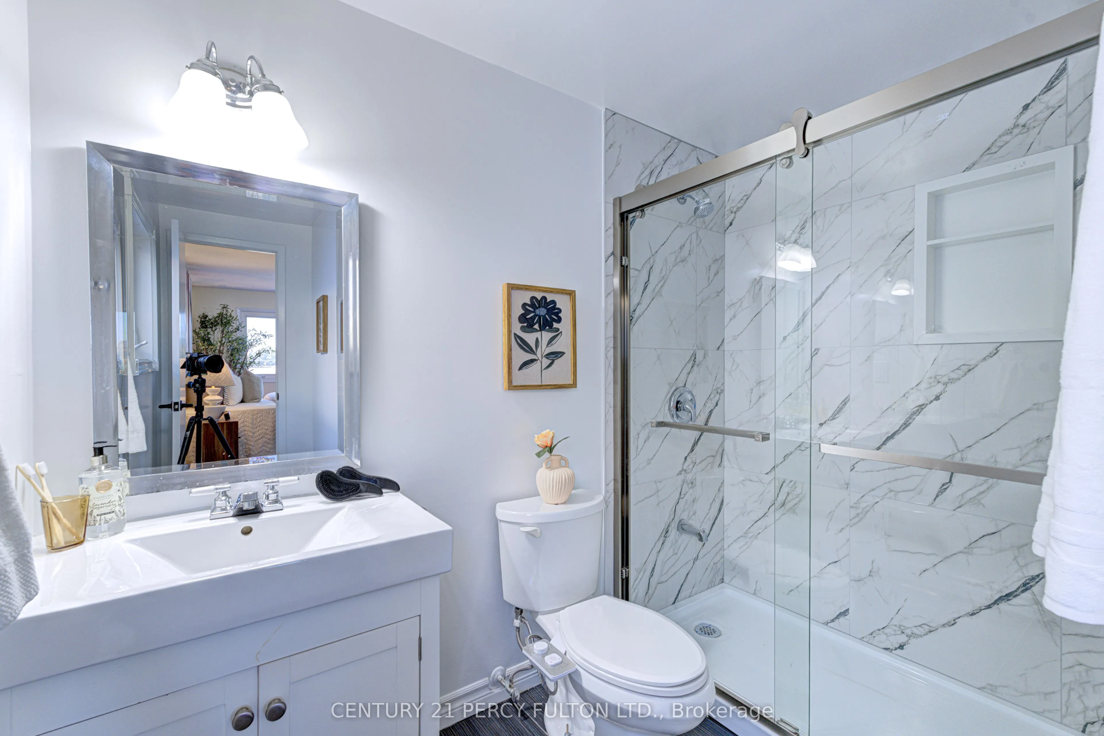 105 Clements Road W