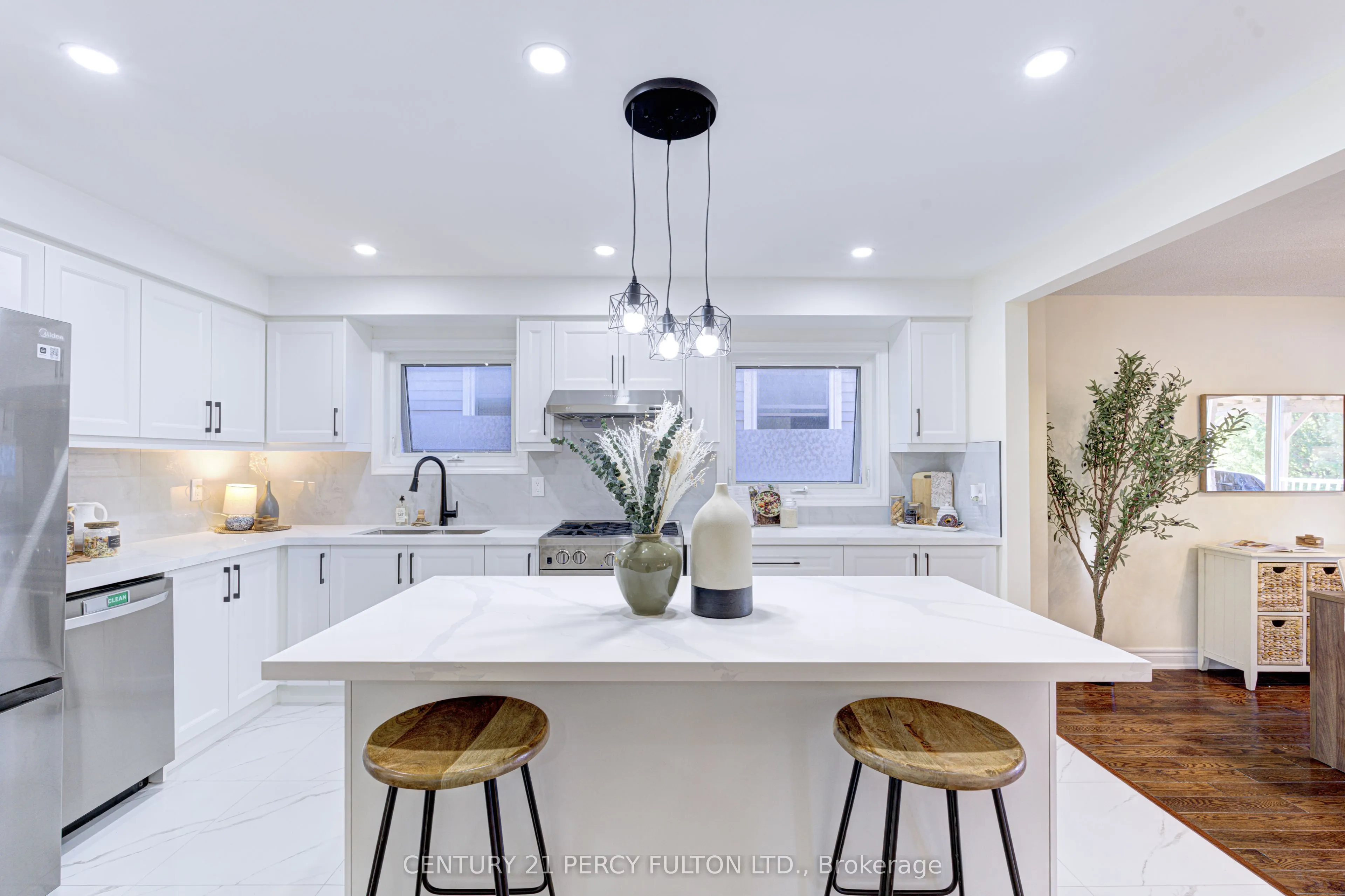 105 Clements Road W