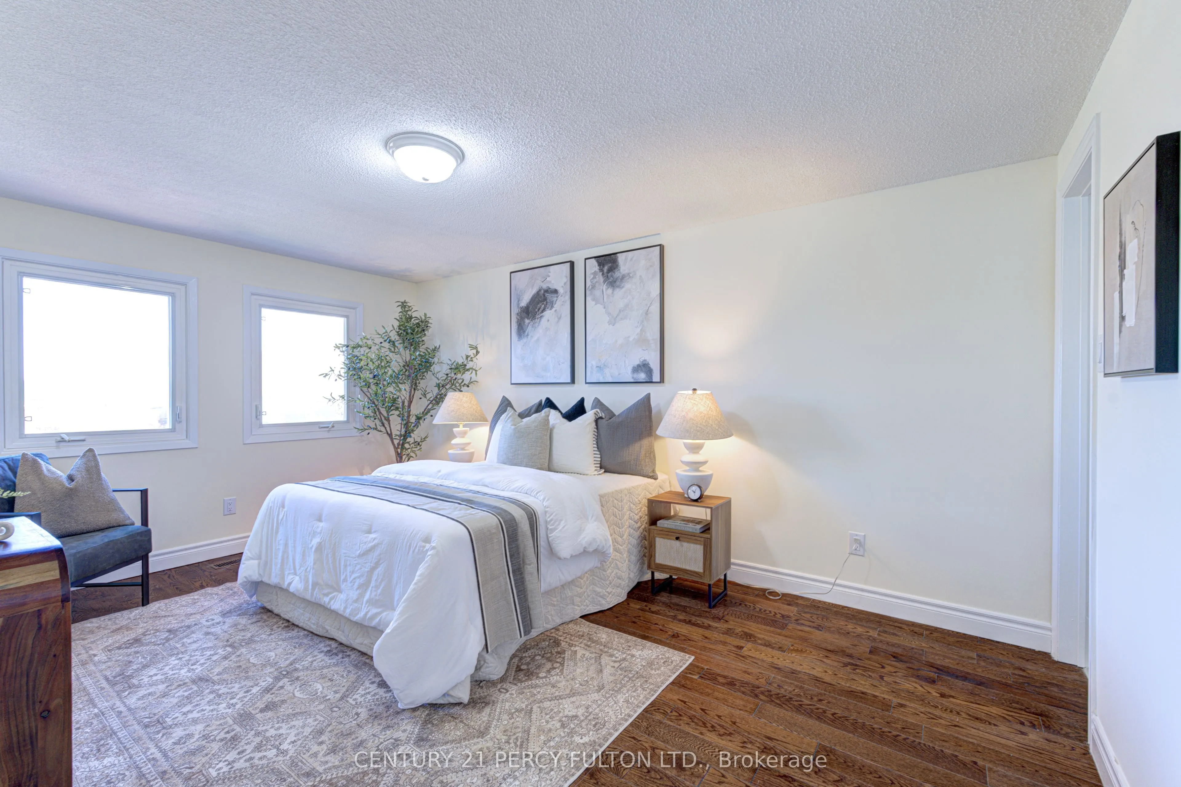 105 Clements Road W