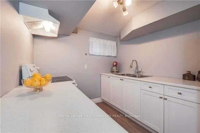 52 Tweedrock Crescent, #Basement