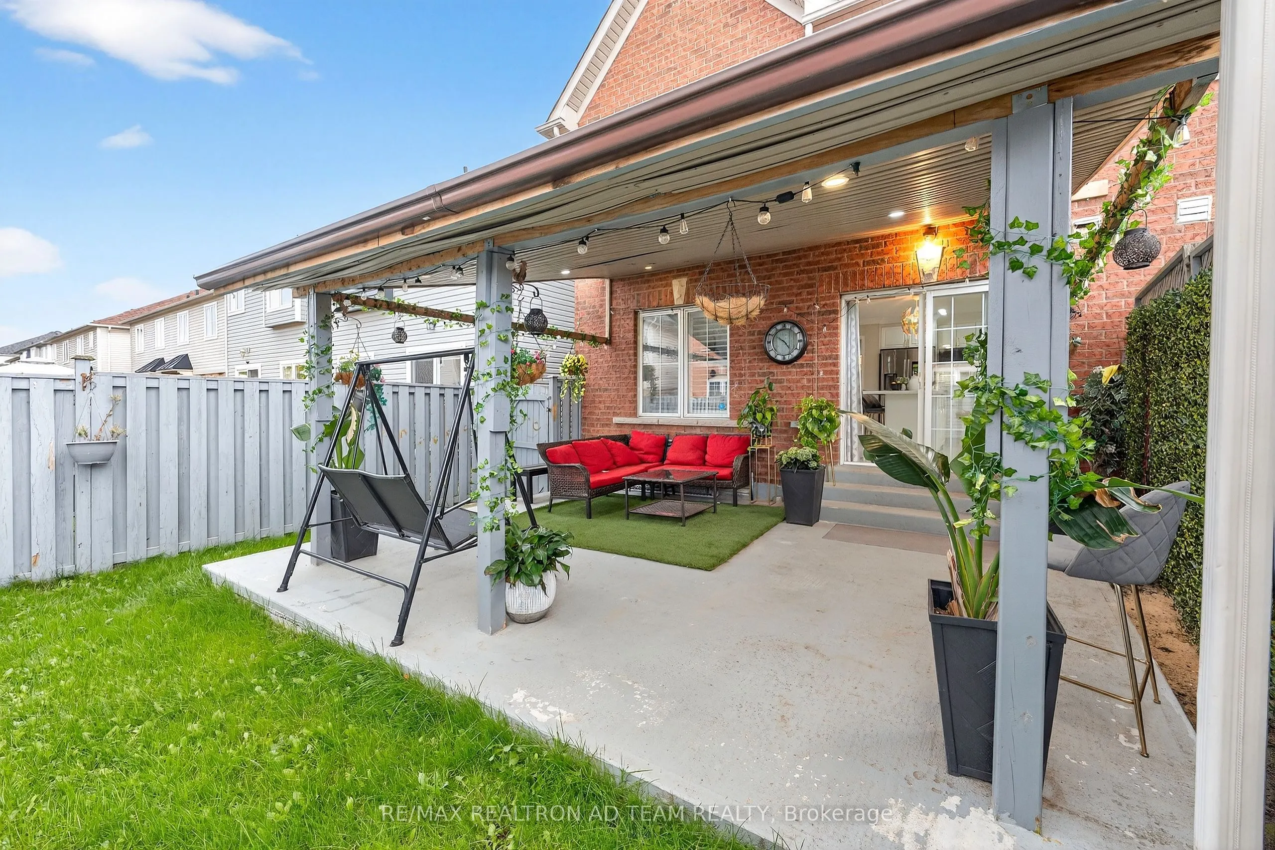 13 Carpendale Crescent