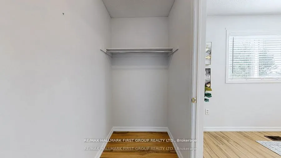 39 ROBIDEAU Place