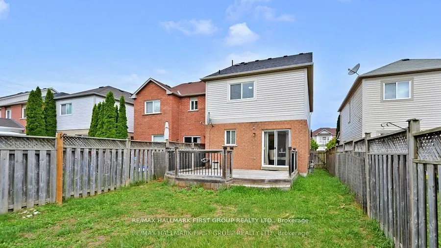 39 ROBIDEAU Place