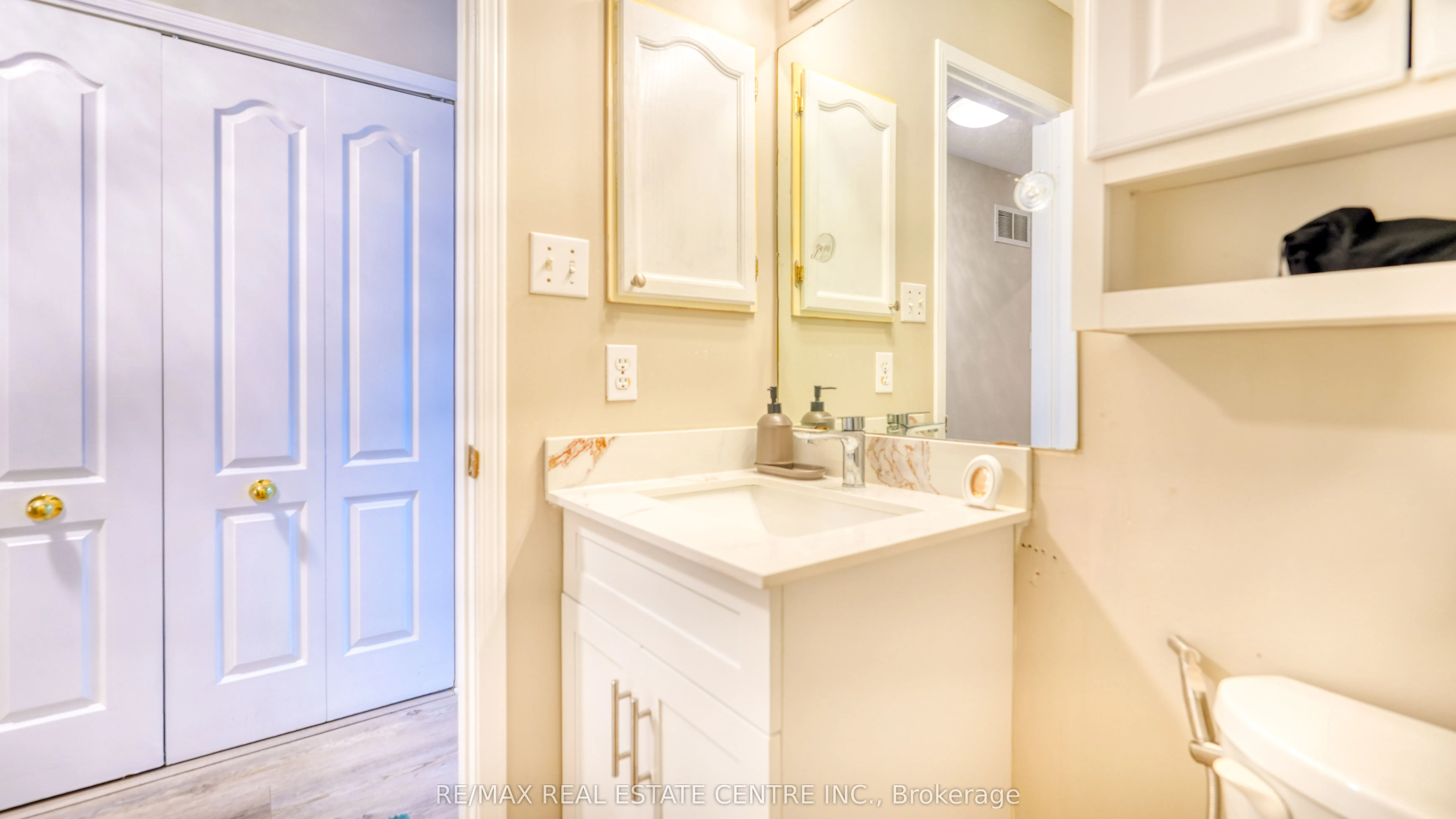 37 Shenandoah Drive