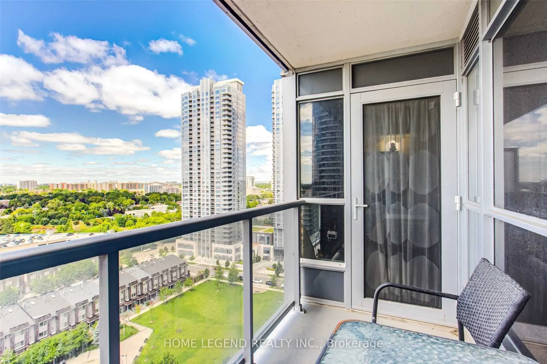151 Village Green Square, #1706