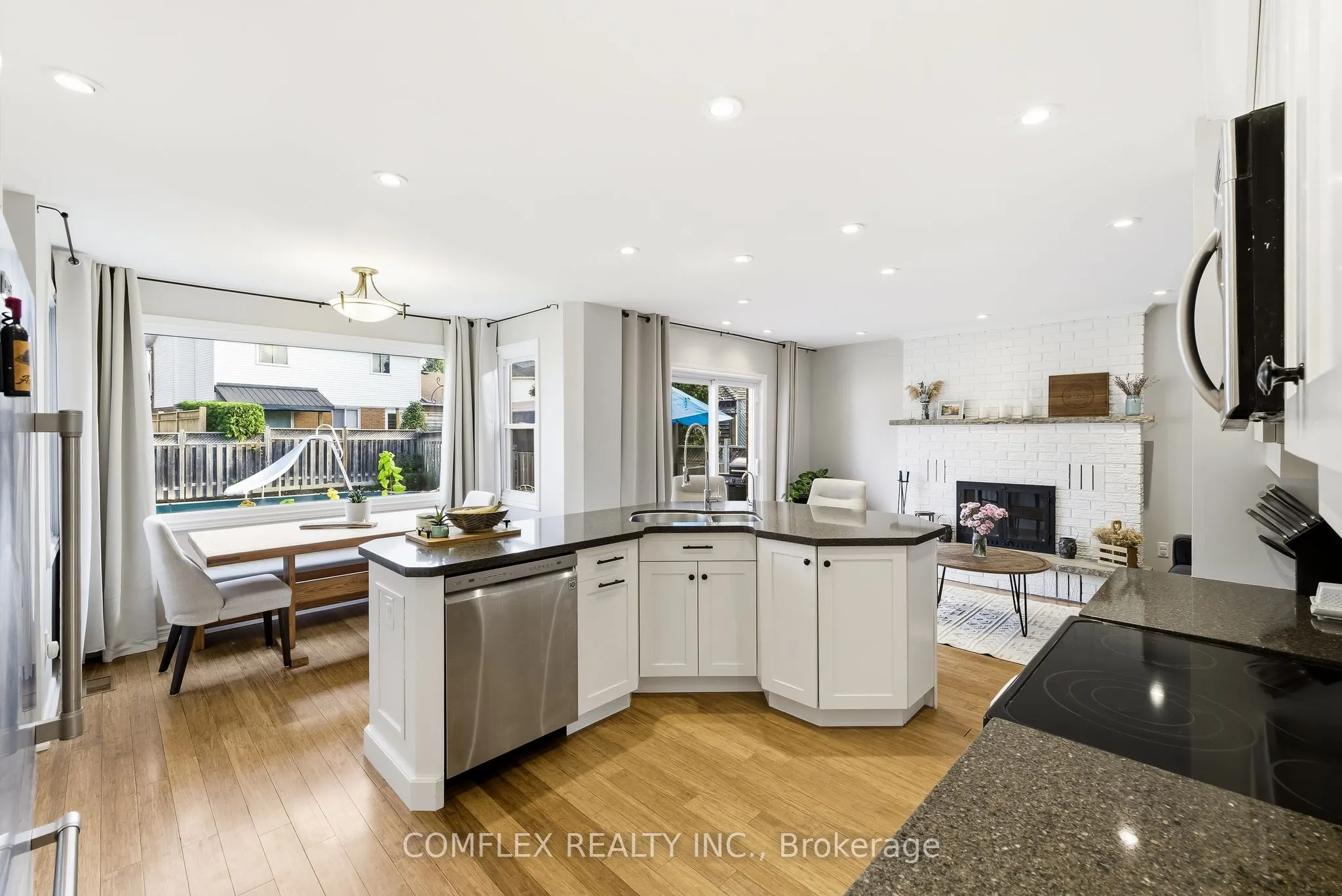 16 Orchard Park Drive