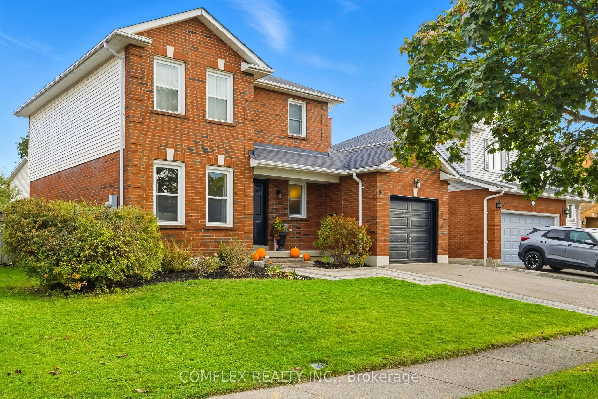 16 Orchard Park Drive