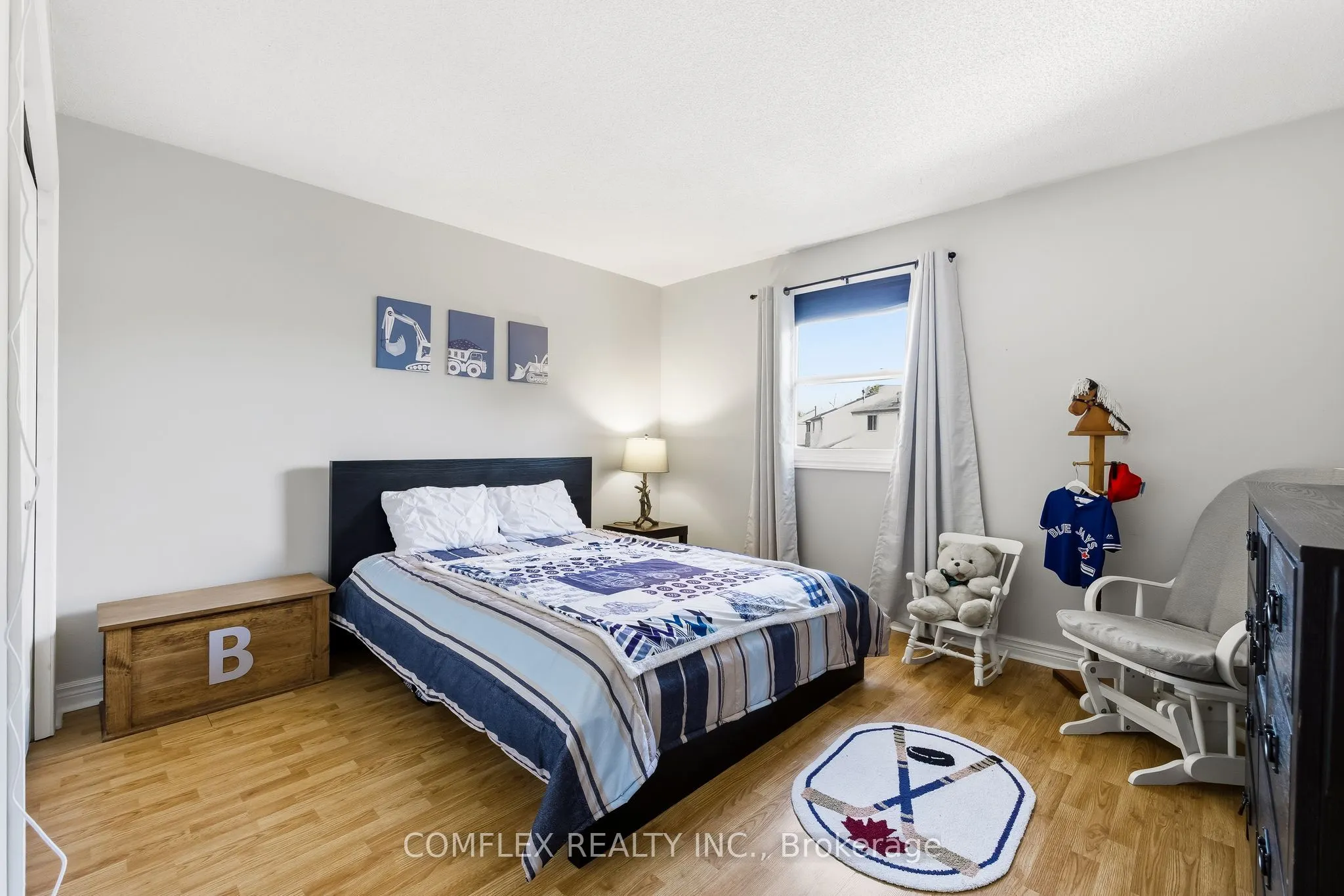 16 Orchard Park Drive
